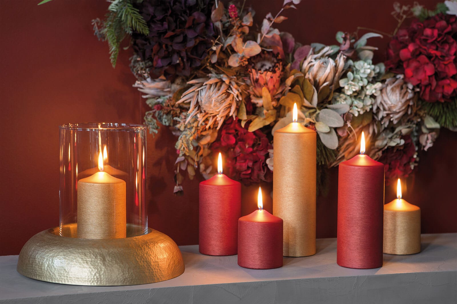 Fink Stumpenkerze CANDLE 8 /15 cm goldfarbig