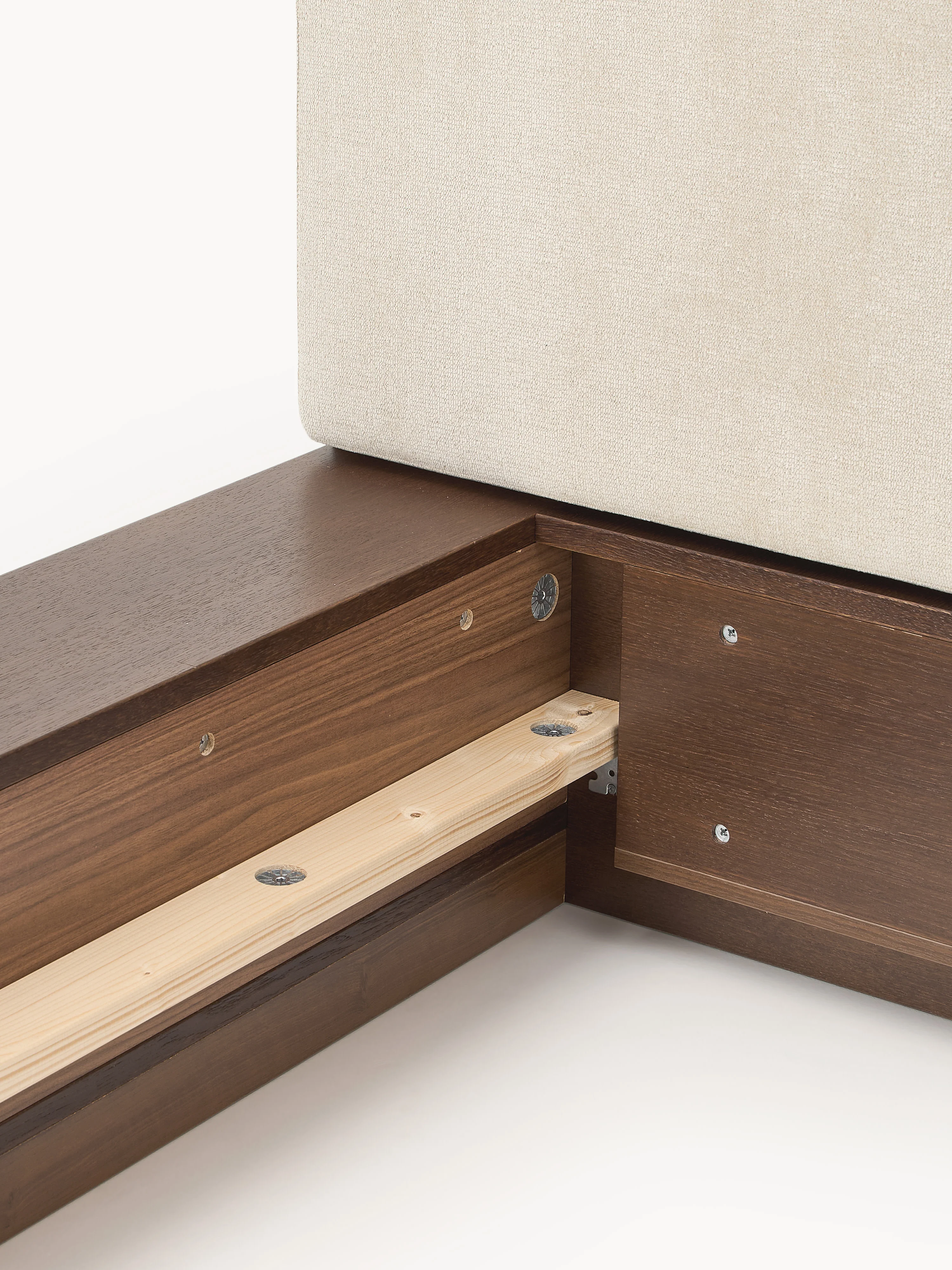 Houten bed Clark met bank en zijplanken