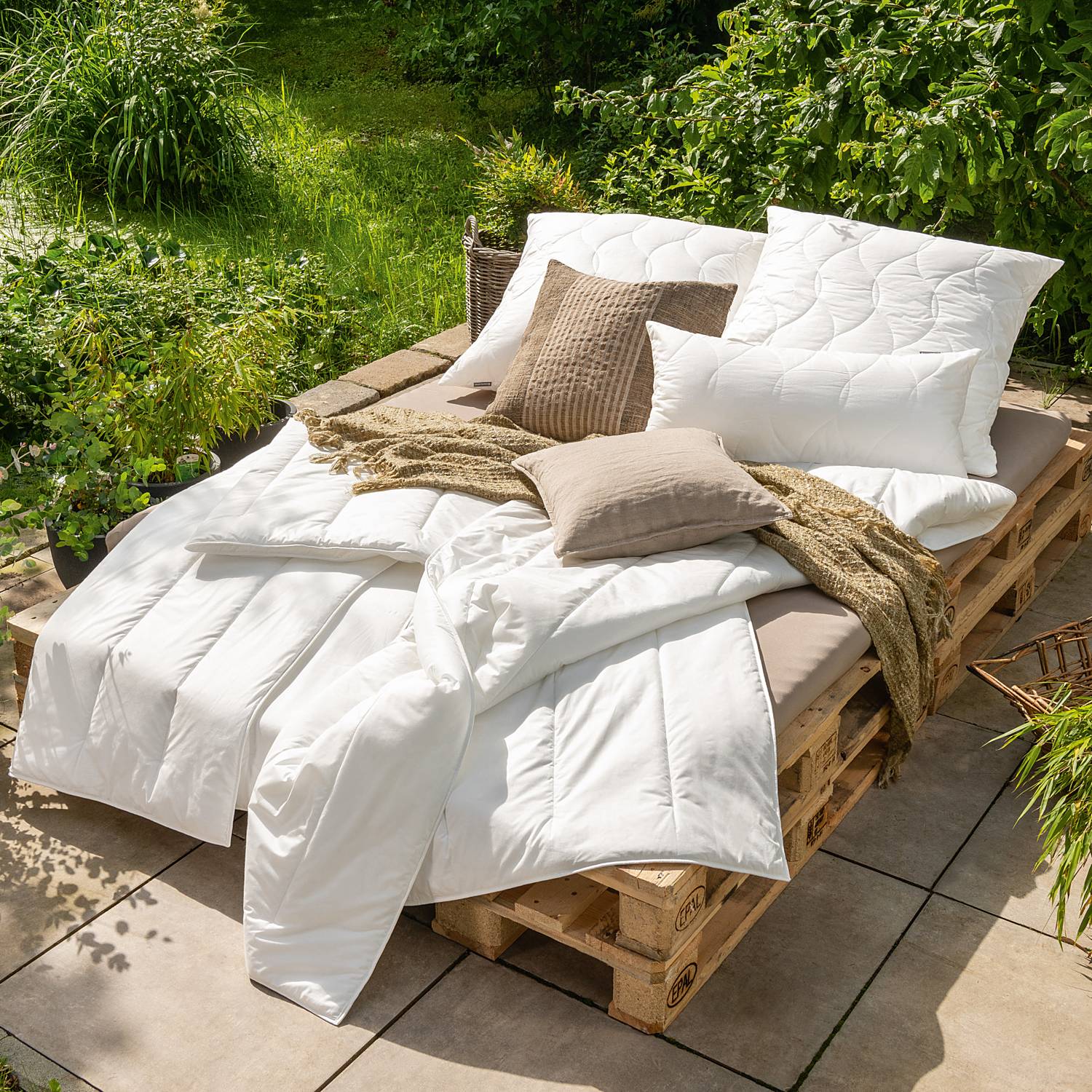 Centa-Star Leichtsteppbett 