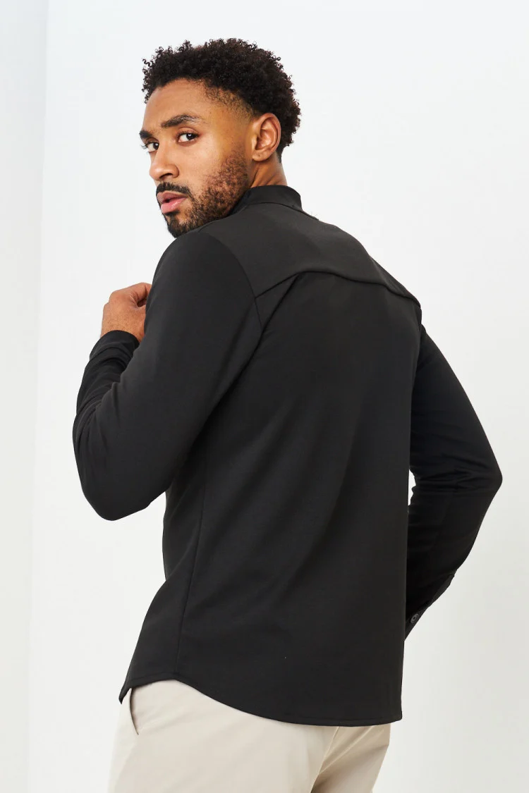 Chemise noire col mao