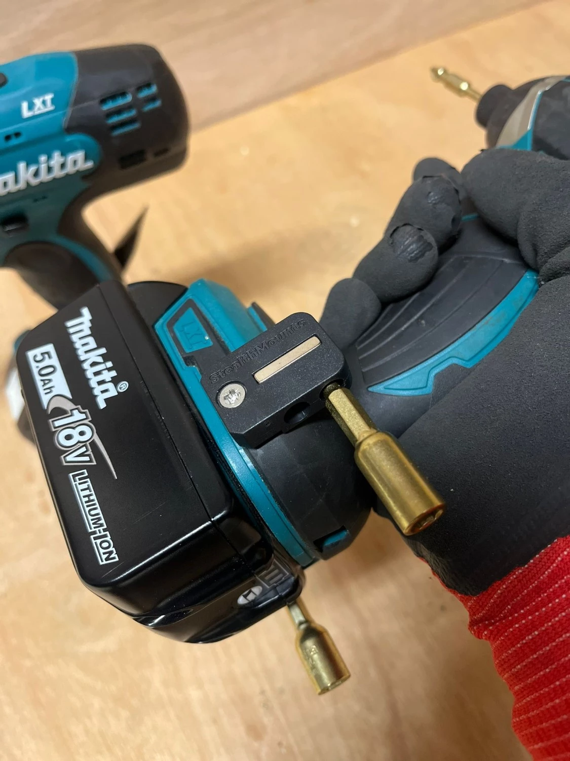 StealthMounts BH-MK-S-BLK-2 BLACK Stubby magnetische bithouder voor Makita - Zwart - 2-pack