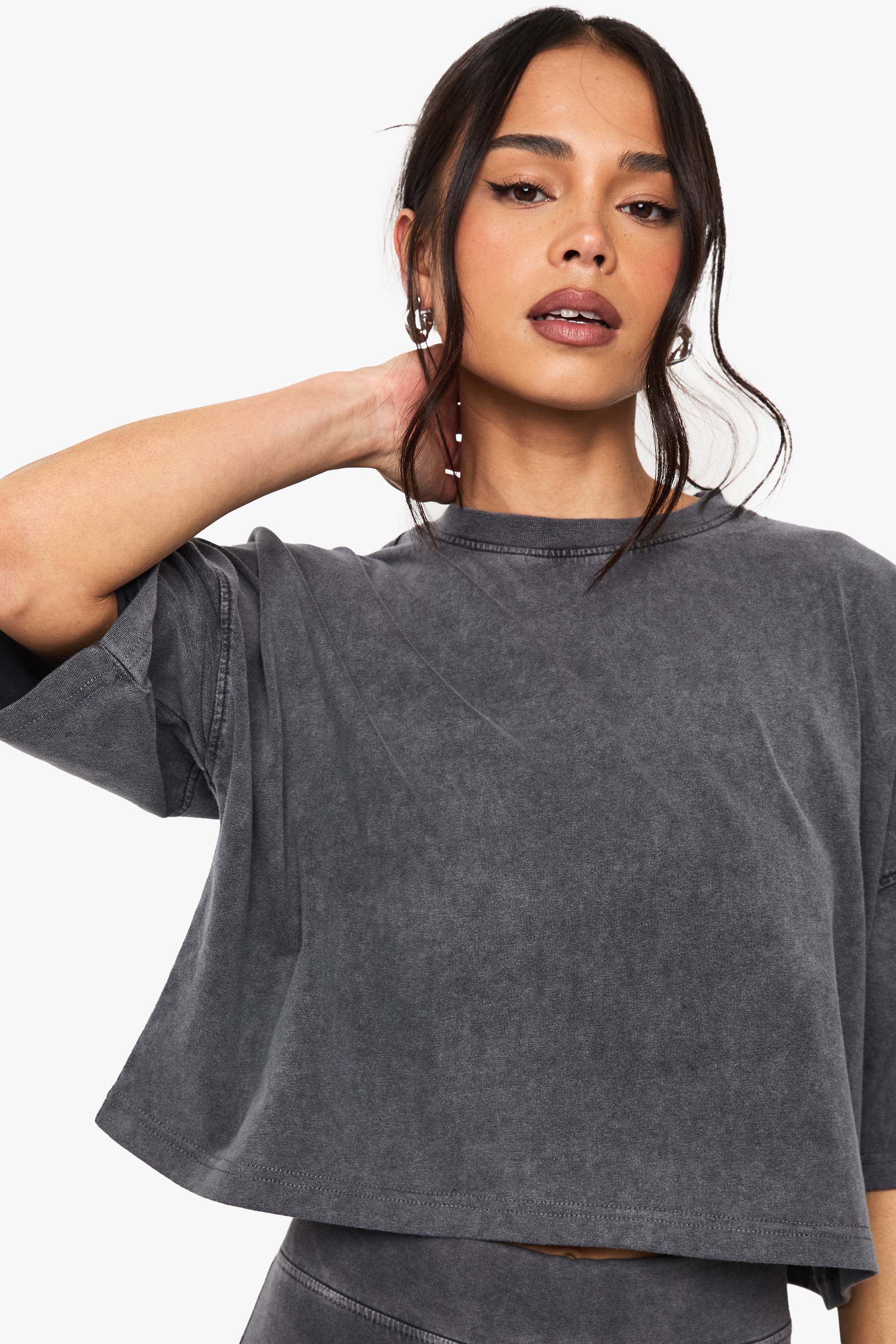 boohoo Acid Wash Boxy Crop Tshirt