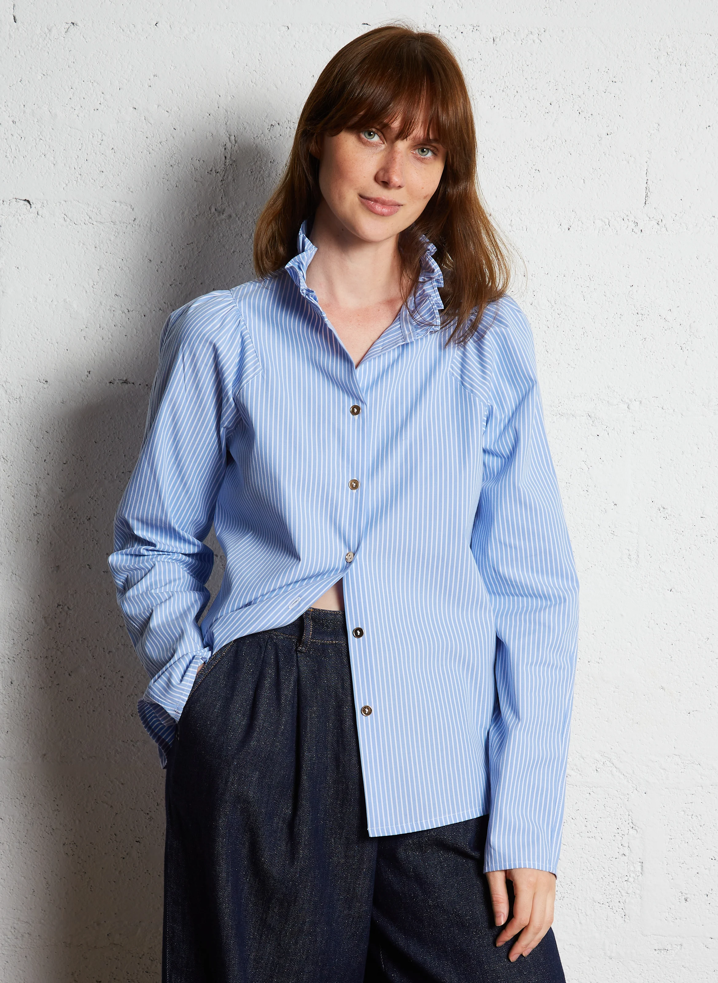 CLOTHILDE - Chemise droite col montant en coton | Bleu