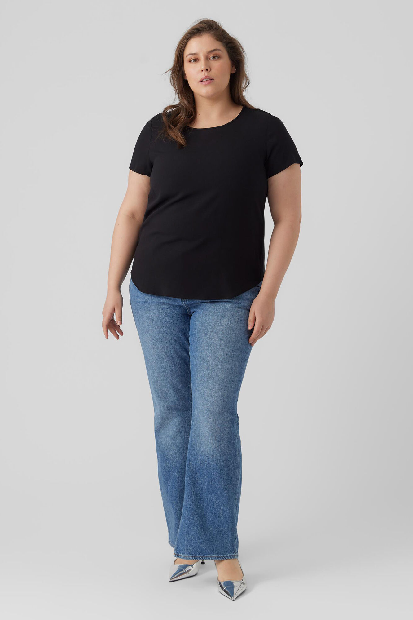 Camiseta básica plus size - Preta