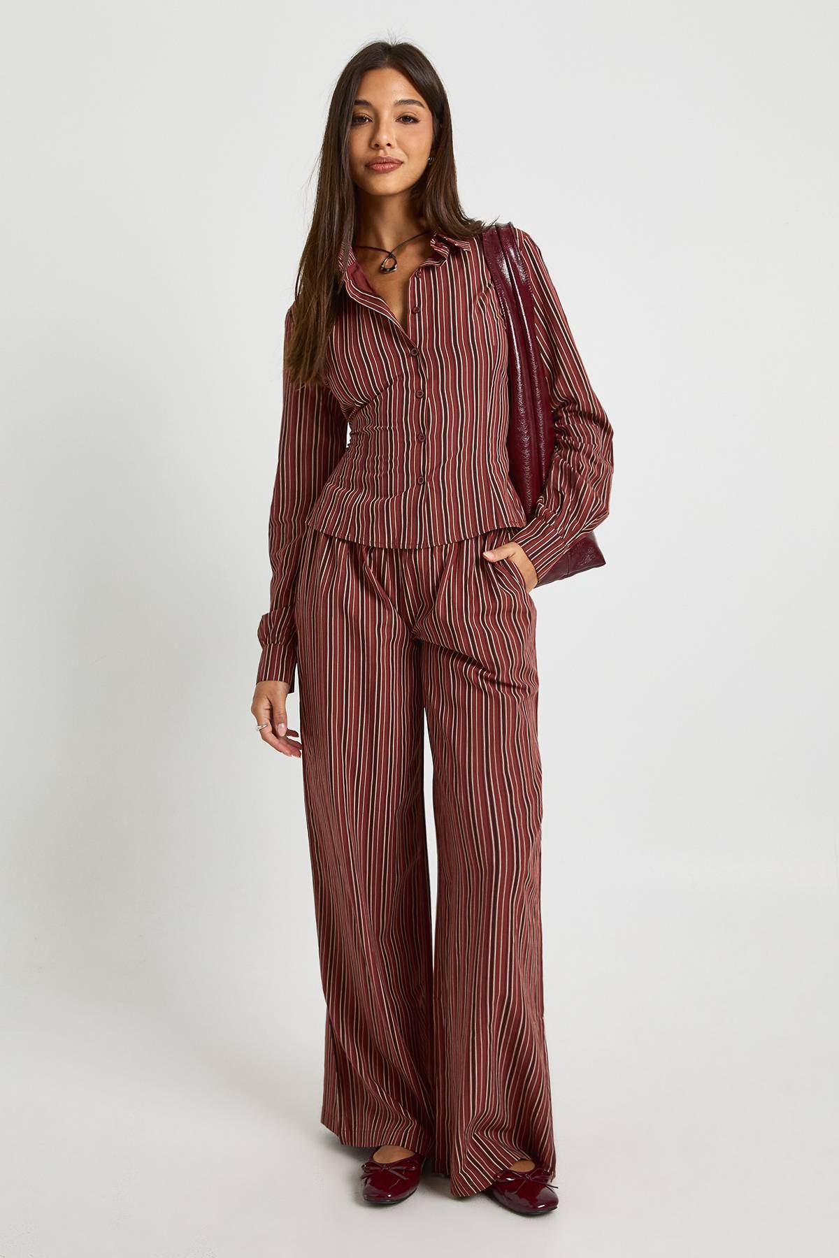 boohoo Chemise ajustée rayée