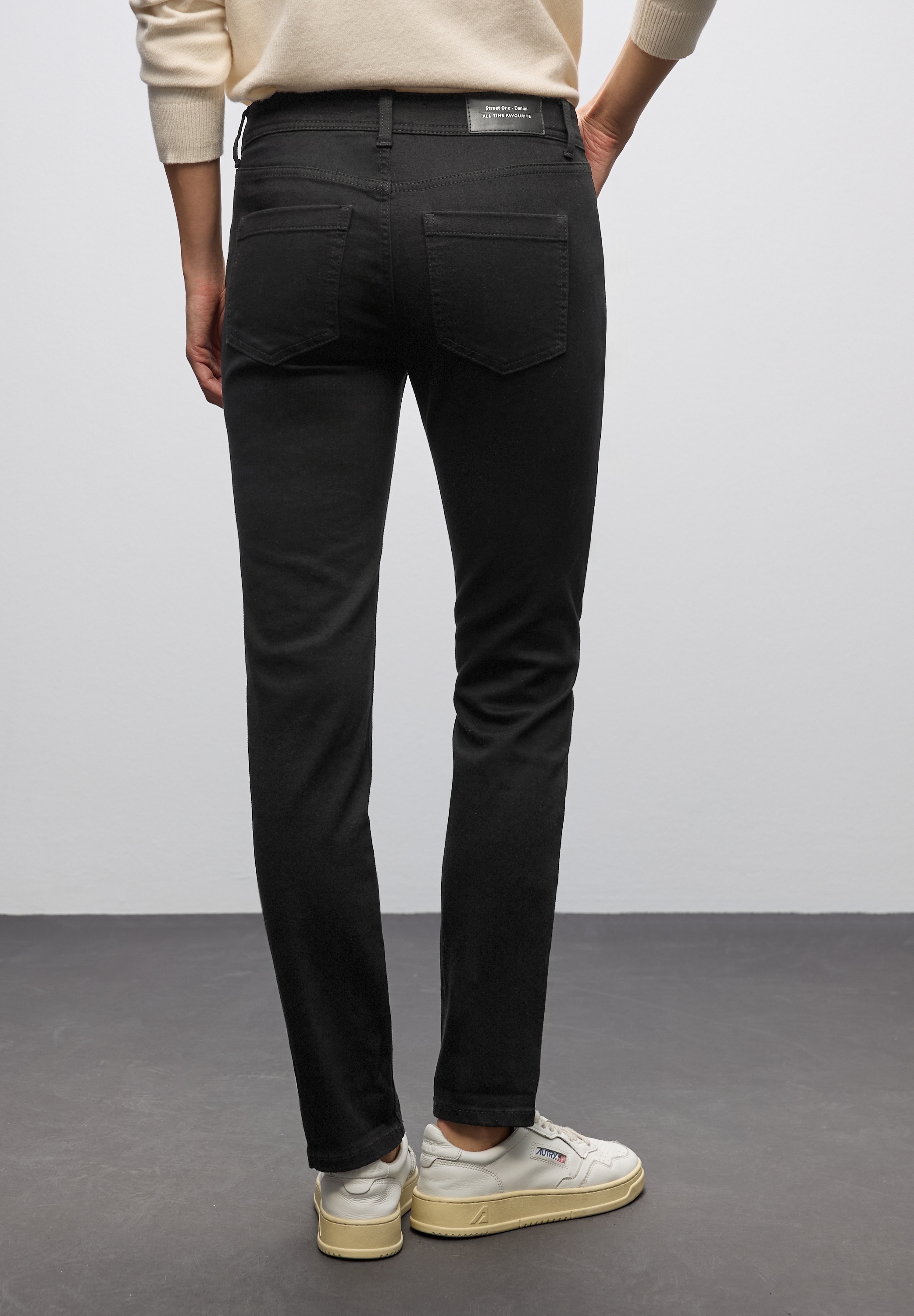 STREET ONE 5-Pocket-Jeans »Style Jane«, im Slim Fit, Mid Waist
