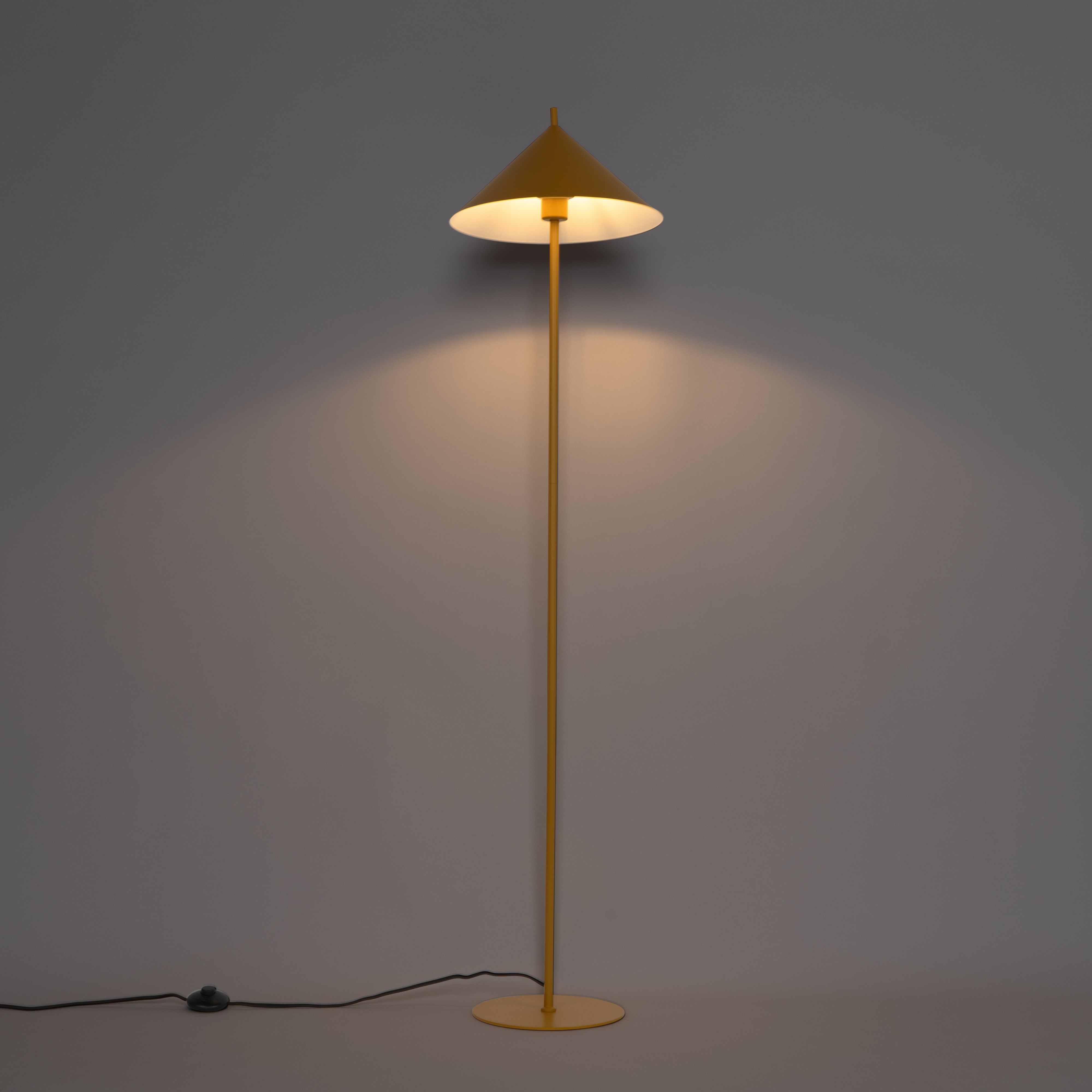 Design vloerlamp geel driehoek - Triangolo