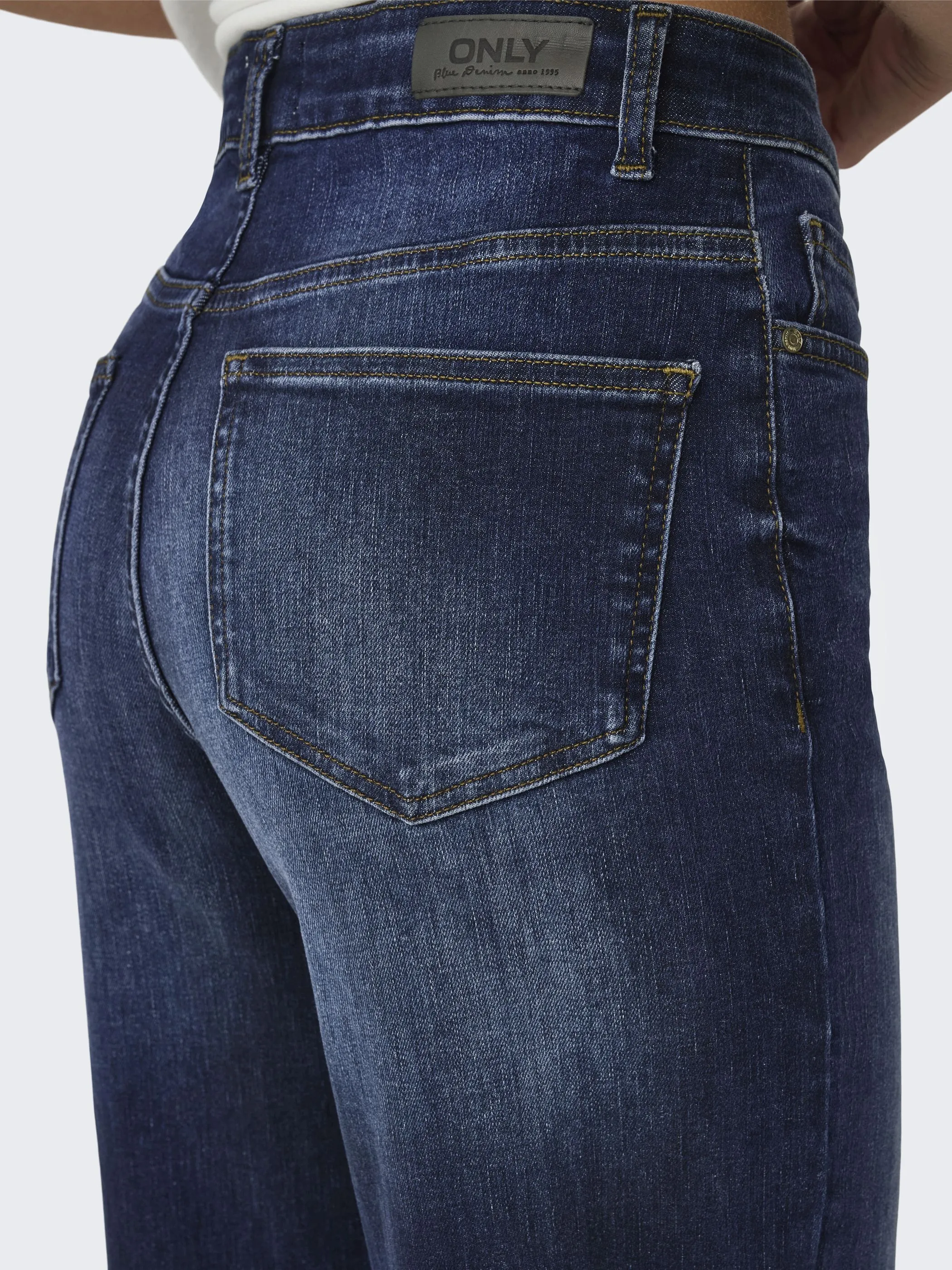 Only ONLMADISON BLUSH HW Jeans