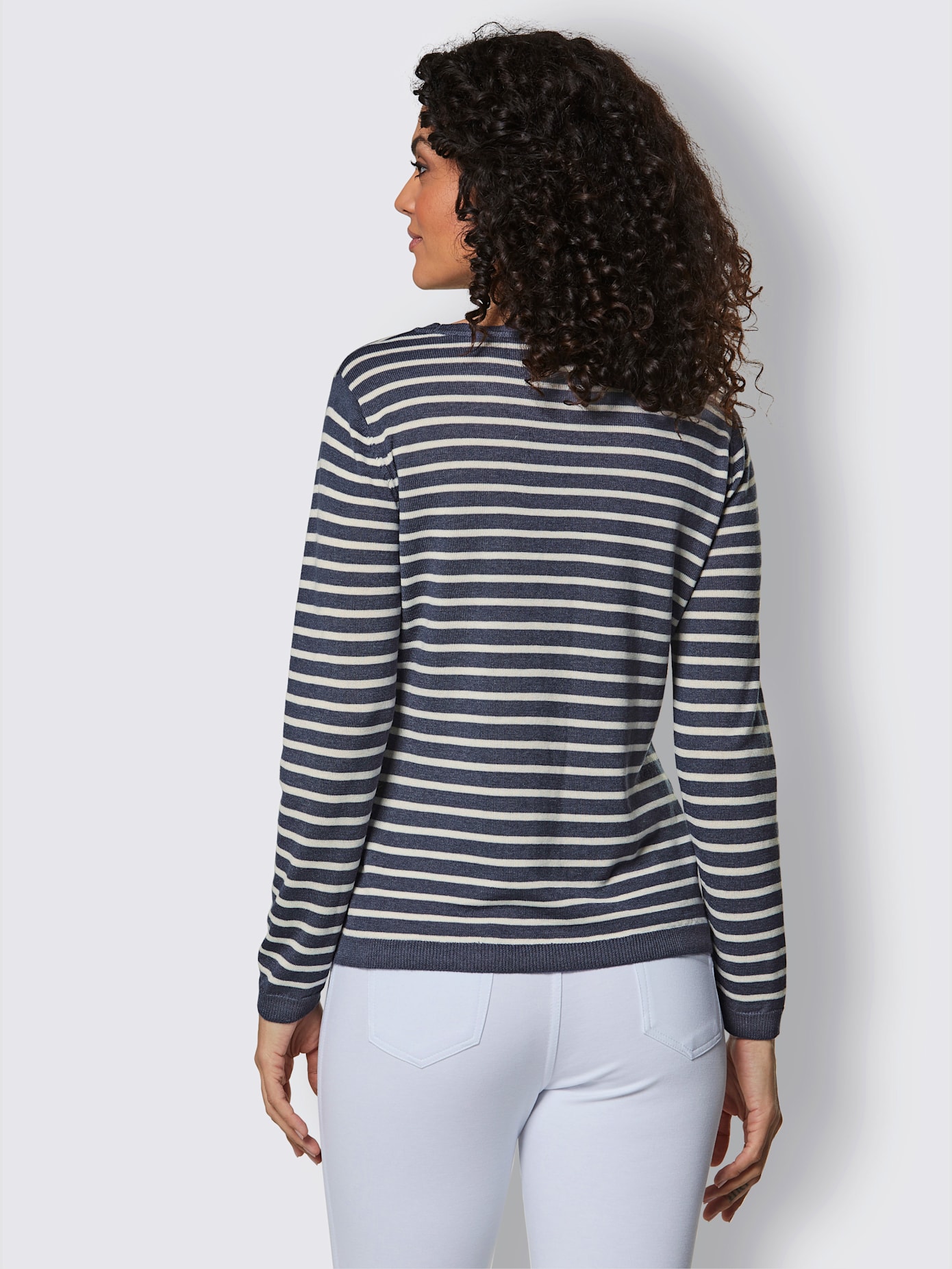 Pull en mérinos et viscose 30% laine vierge (mérinos)