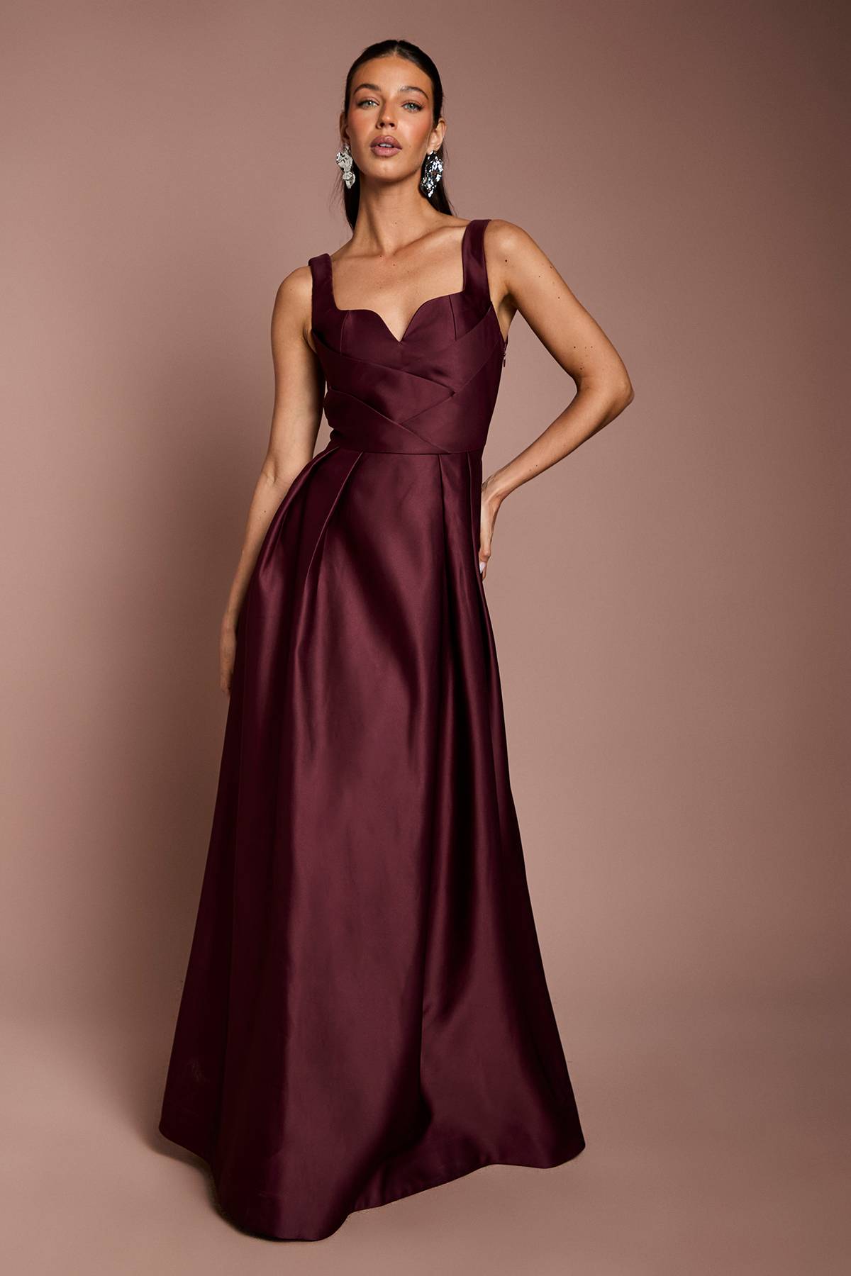 Coast Robe Jupe Ample Corsage Plissé En Satin