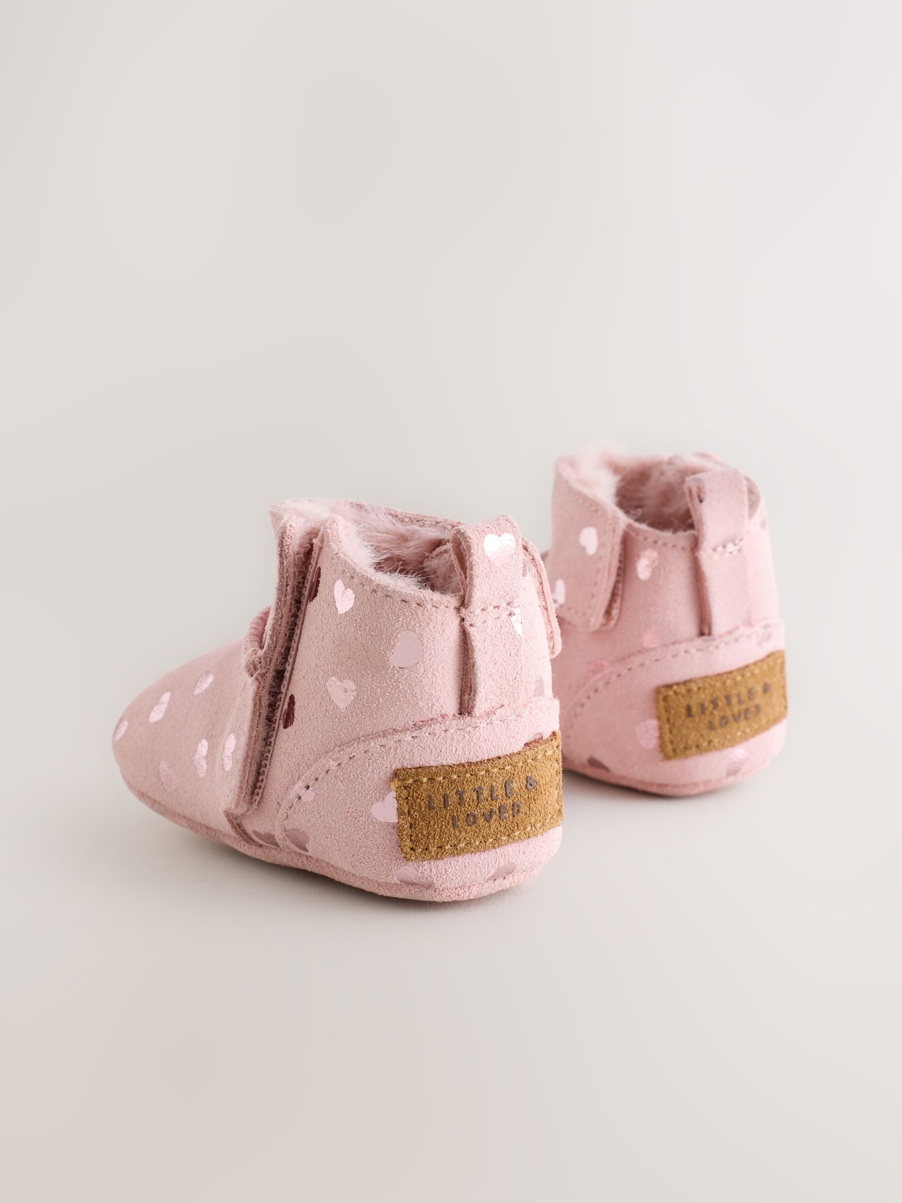 Roze met hartjesprint - Suède baby-instaplaarsjes (0-24mnd)