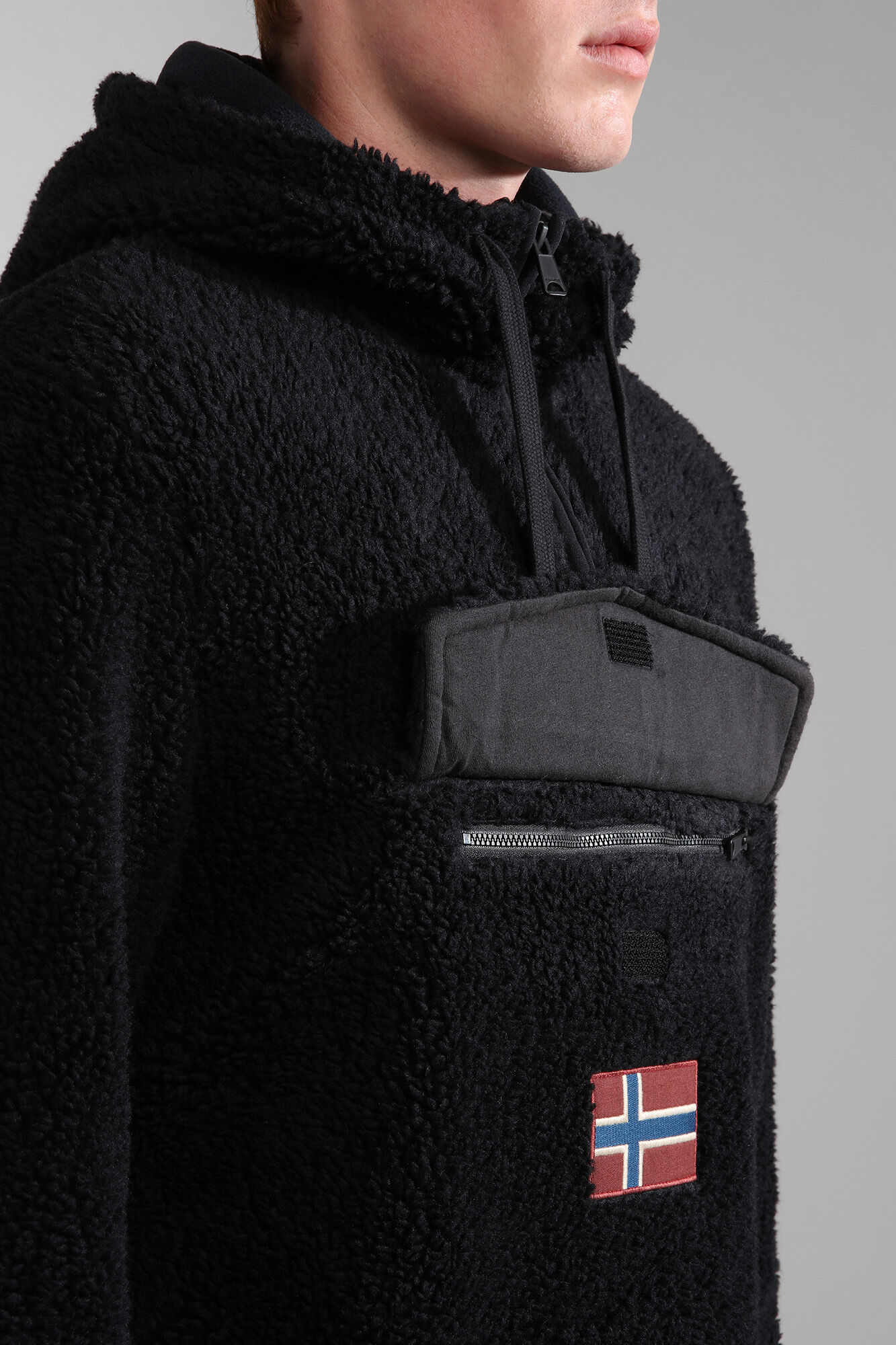 Moletom com capuz Burgee Fleecewear - Preto