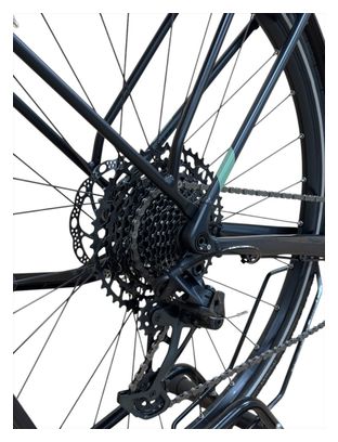Produit reconditionné . Cube Travel Sport Sram GX 2021 . Vélo trekking . Cube . très bon état