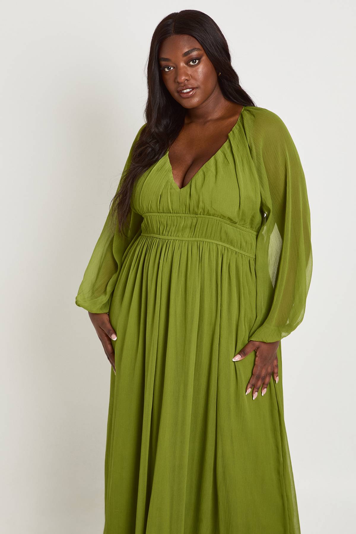 boohoo Robe Longue Grande Taille En Mousseline À Manches Bouffantes Froncées