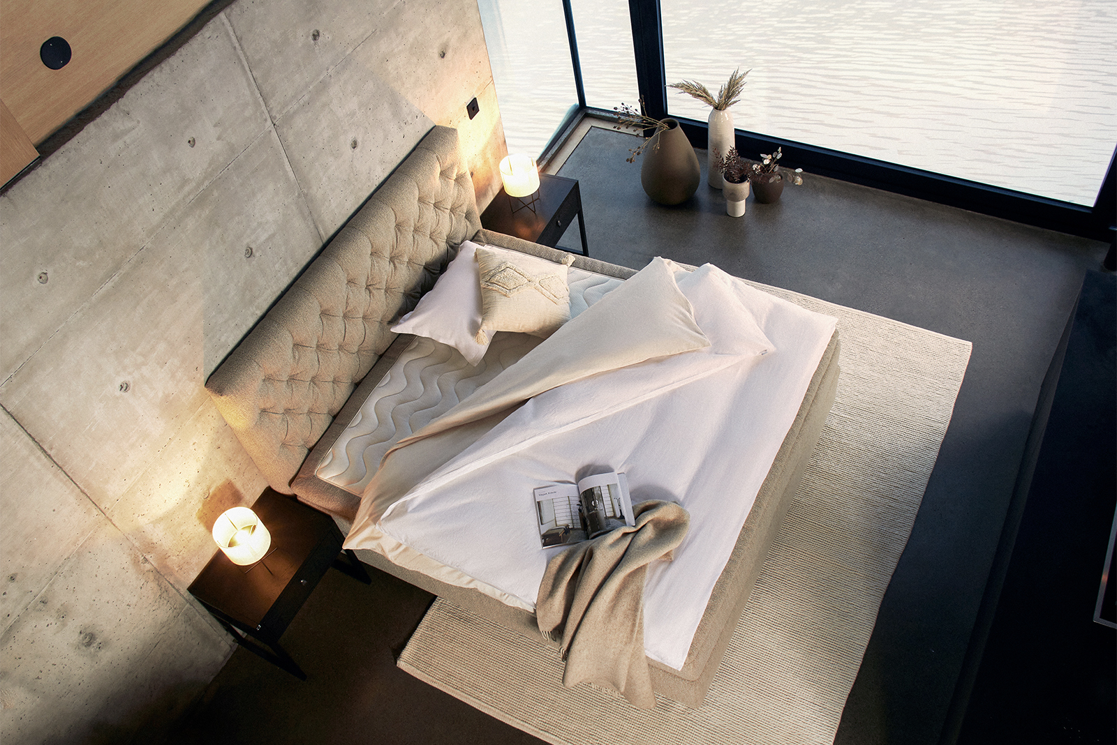 Premium LUX 100 kontinentalseng 180x210 cm i tekstil Bris 05 beige med fast/fast fasthet, Premium LUX 100 overmadrass med tekstilkant og firkantet ben i  hvitoljet eik 15 cm