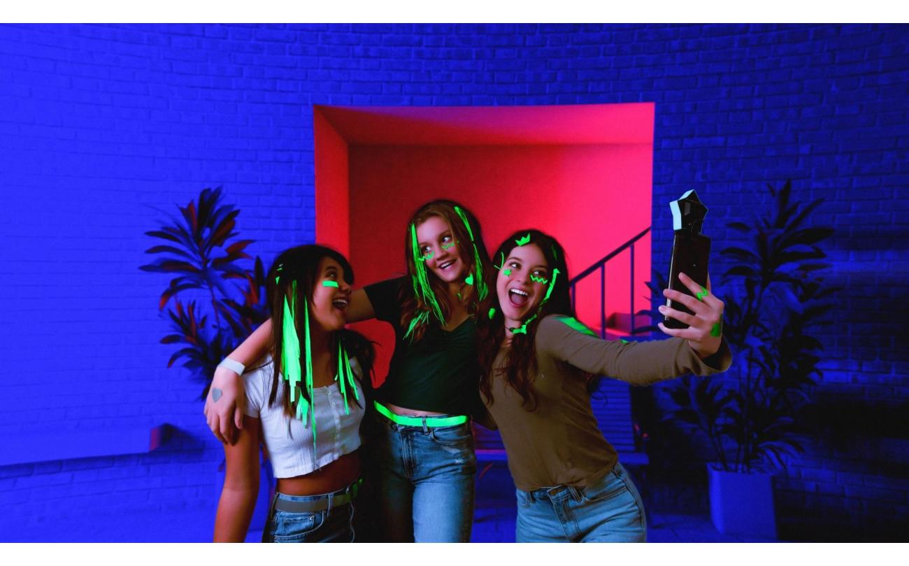 Let's Glow Studio