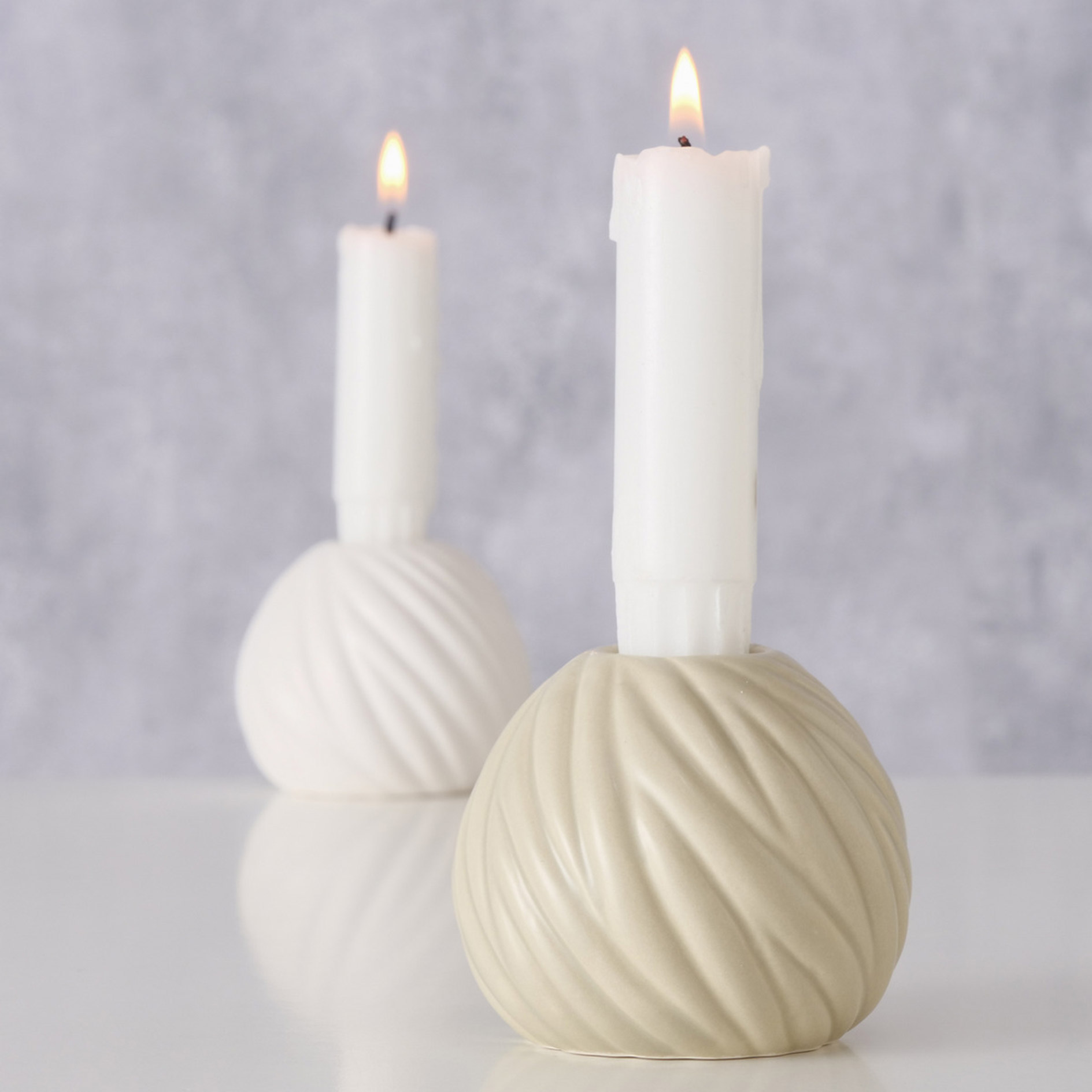 Kerzenleuchter - weiß oder creme - sortiert - 6 cm hoch