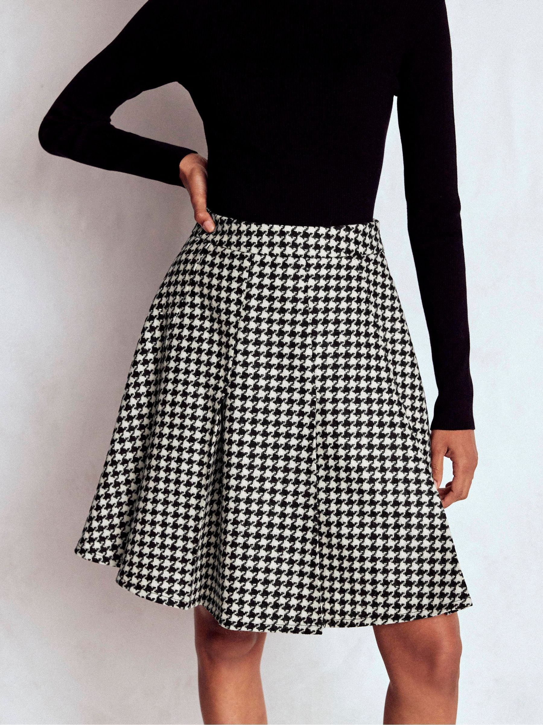 Boden Flippy Wool Skirt