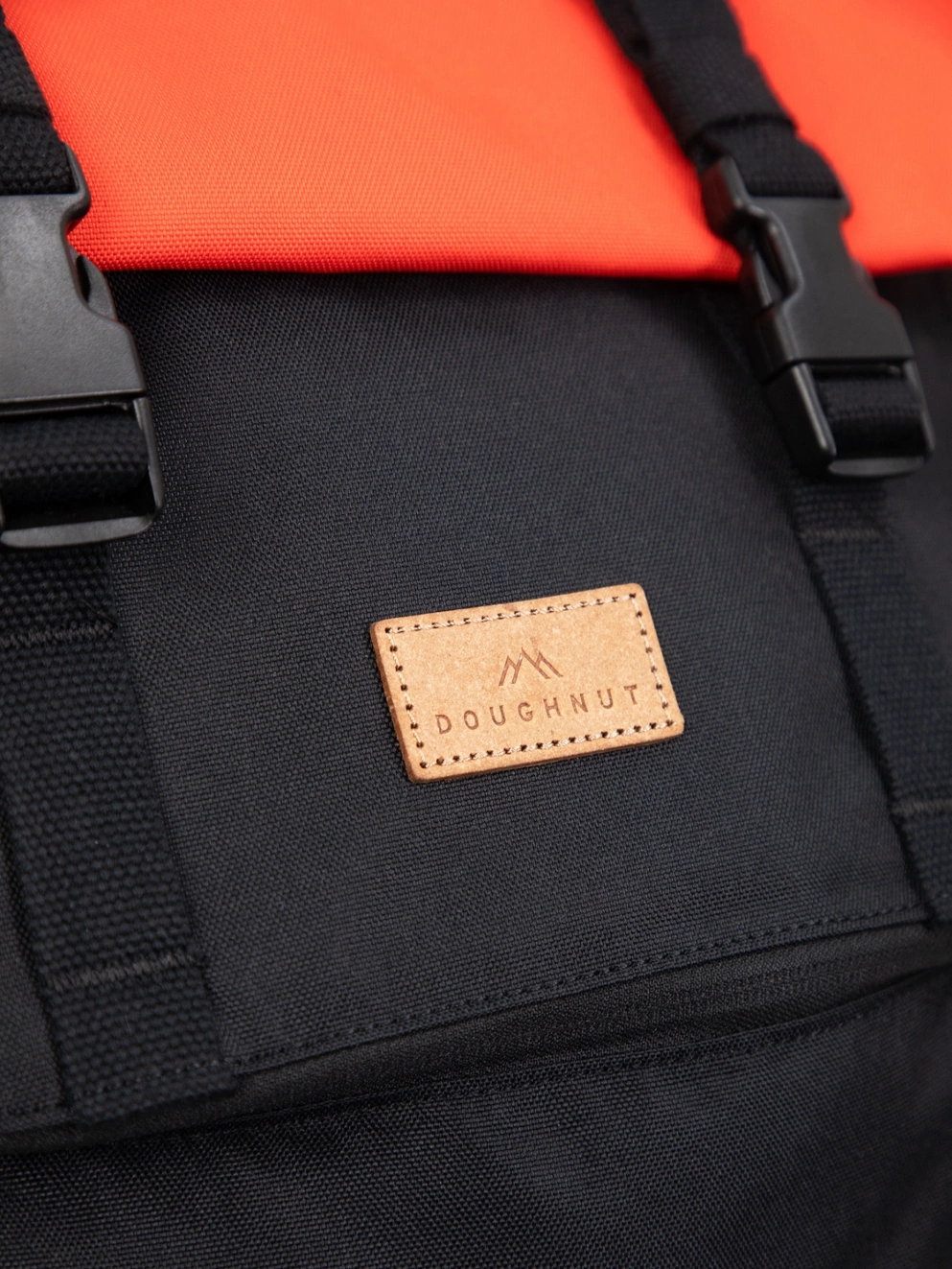 Doughnut Christopher Reborn Series Backpack black grapefruit
