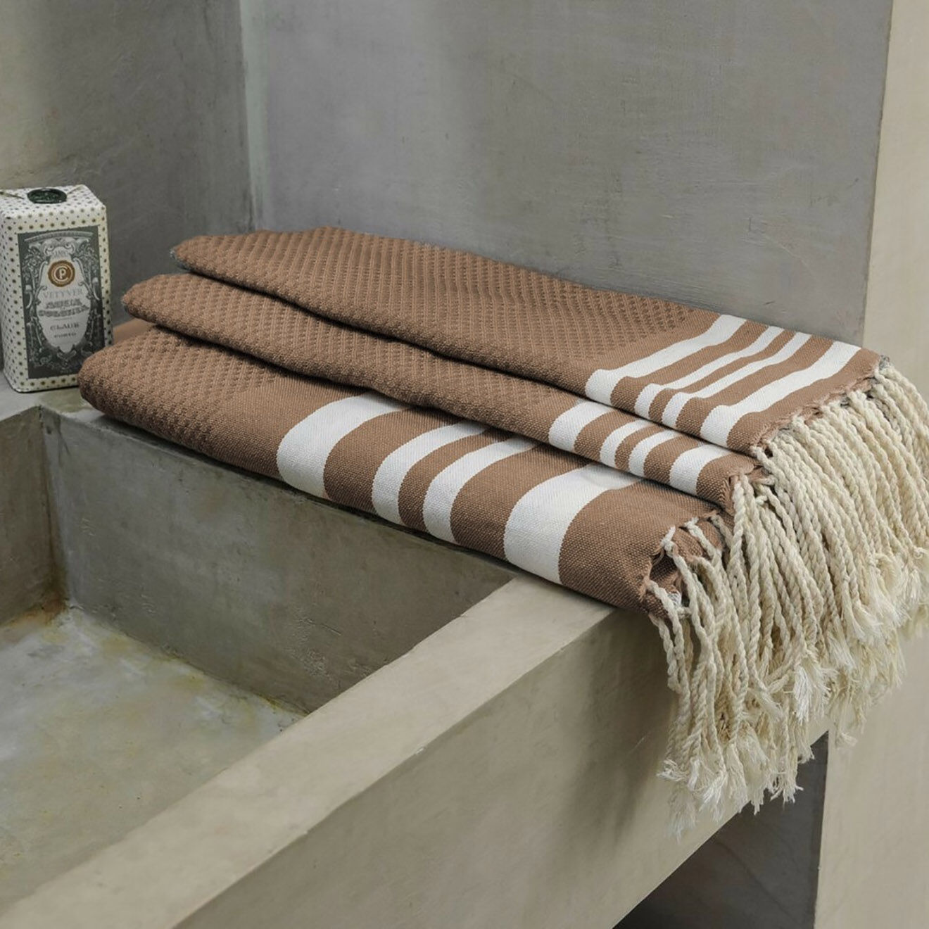 Febronie Set de Salle de Bain Hamptons moka/blanc - 3 pièces