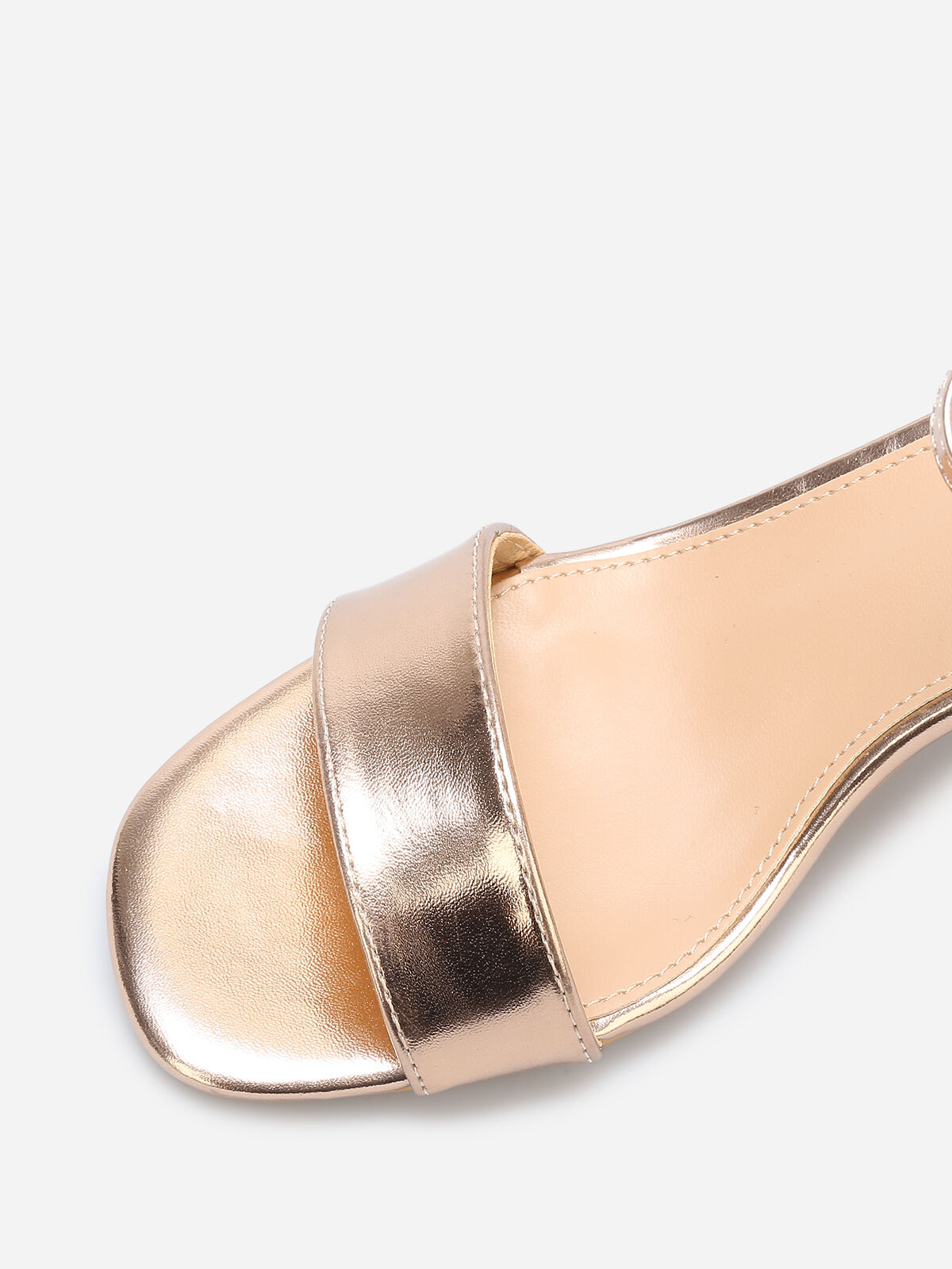 Sandales à bout arrondi et talon carré- Doré rose