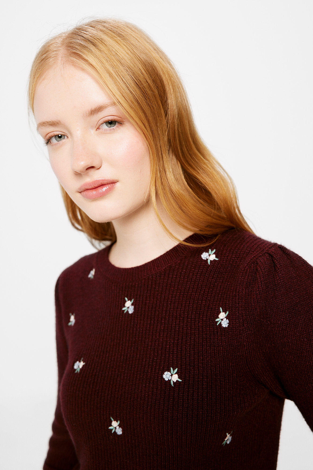Jersey floral bordado