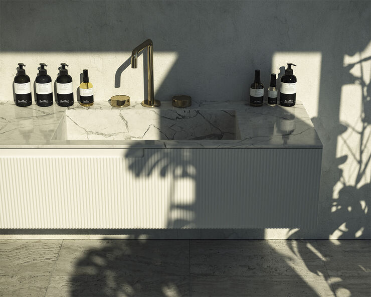 Less Is More Organic Hand Refreshing Spray