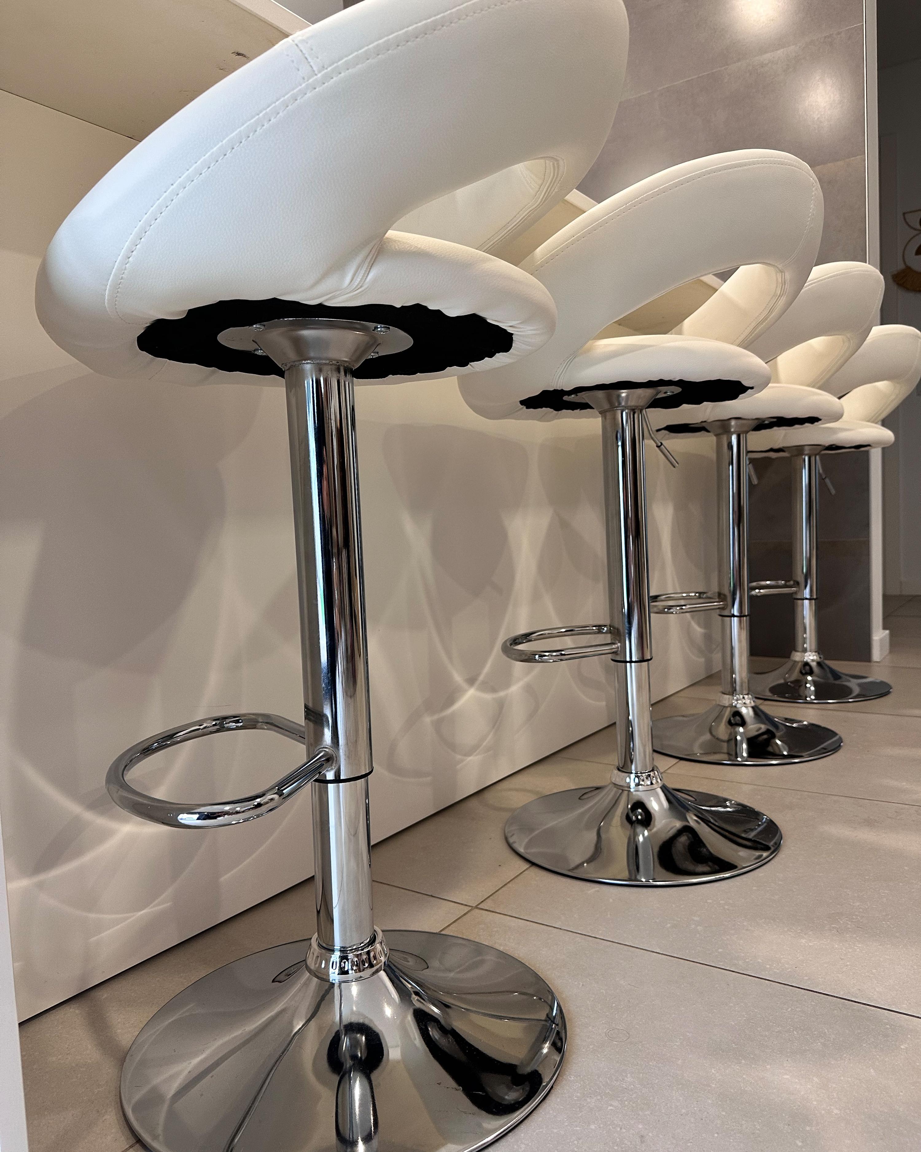 Set van 2 barstoelen PEORIA Kunstleer draaibaar Wit