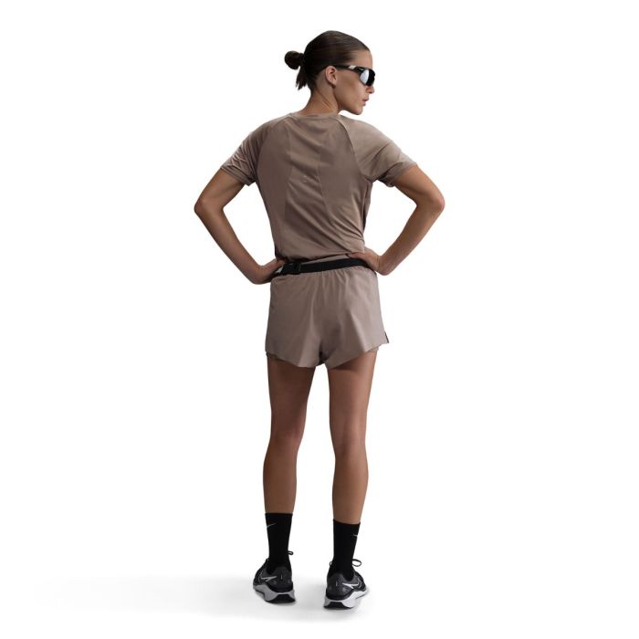 Nike Dame T-shirts Dri-FIT Swift SS Top Brun