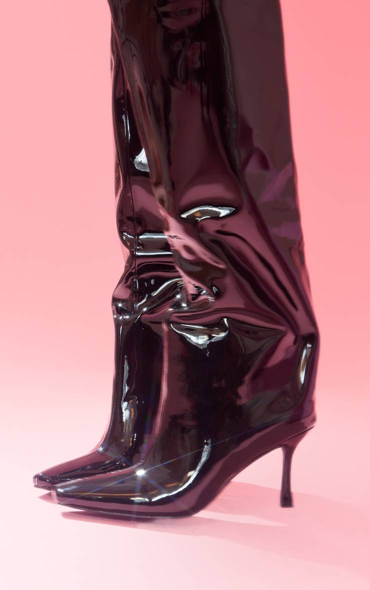 Noir Bottes Vernies À Bout Pointu Et Talon Haut Hauteur Genou