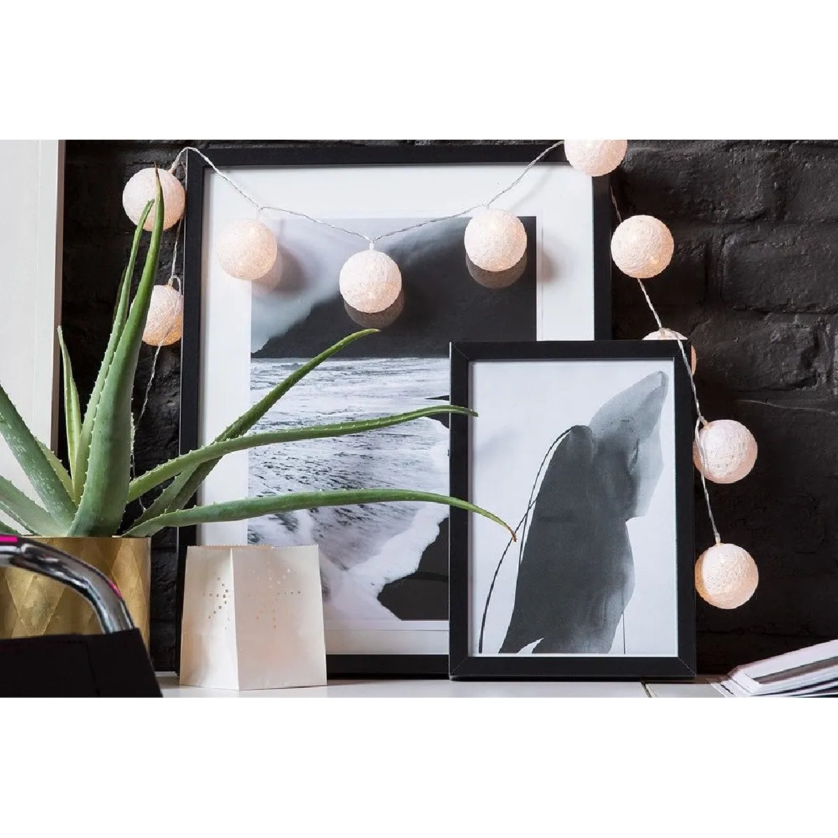 SkyLantern Guirlande Boules Coton Blanc