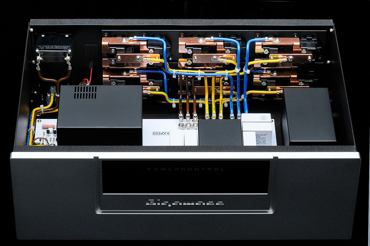 GigaWatt PowerControl avec câble PowerSync  (1,5 m) Conditionneurs secteur