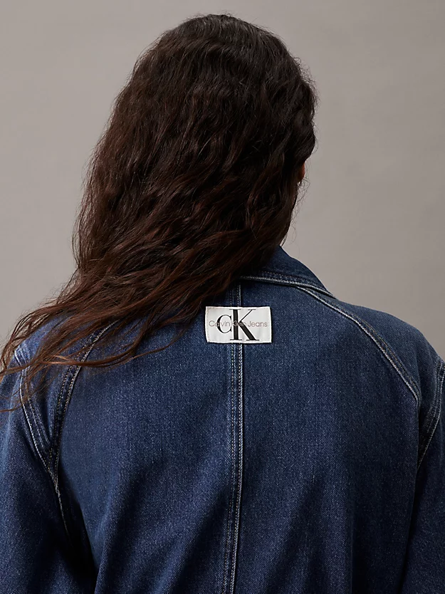 Impermeável em denim com corte relaxado