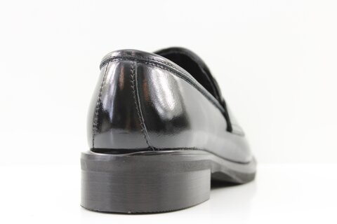 Gil Peterson Slipper
