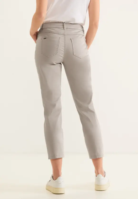 Casual Fit Seidenoptik Hose - light stone sand