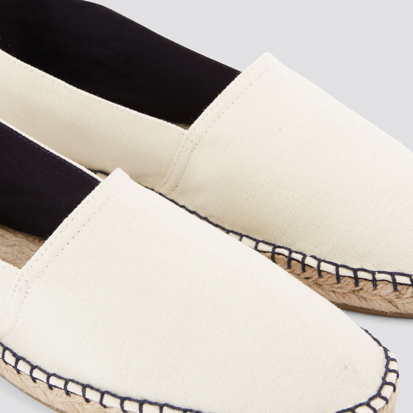 Espadrilles brodées talon Beige