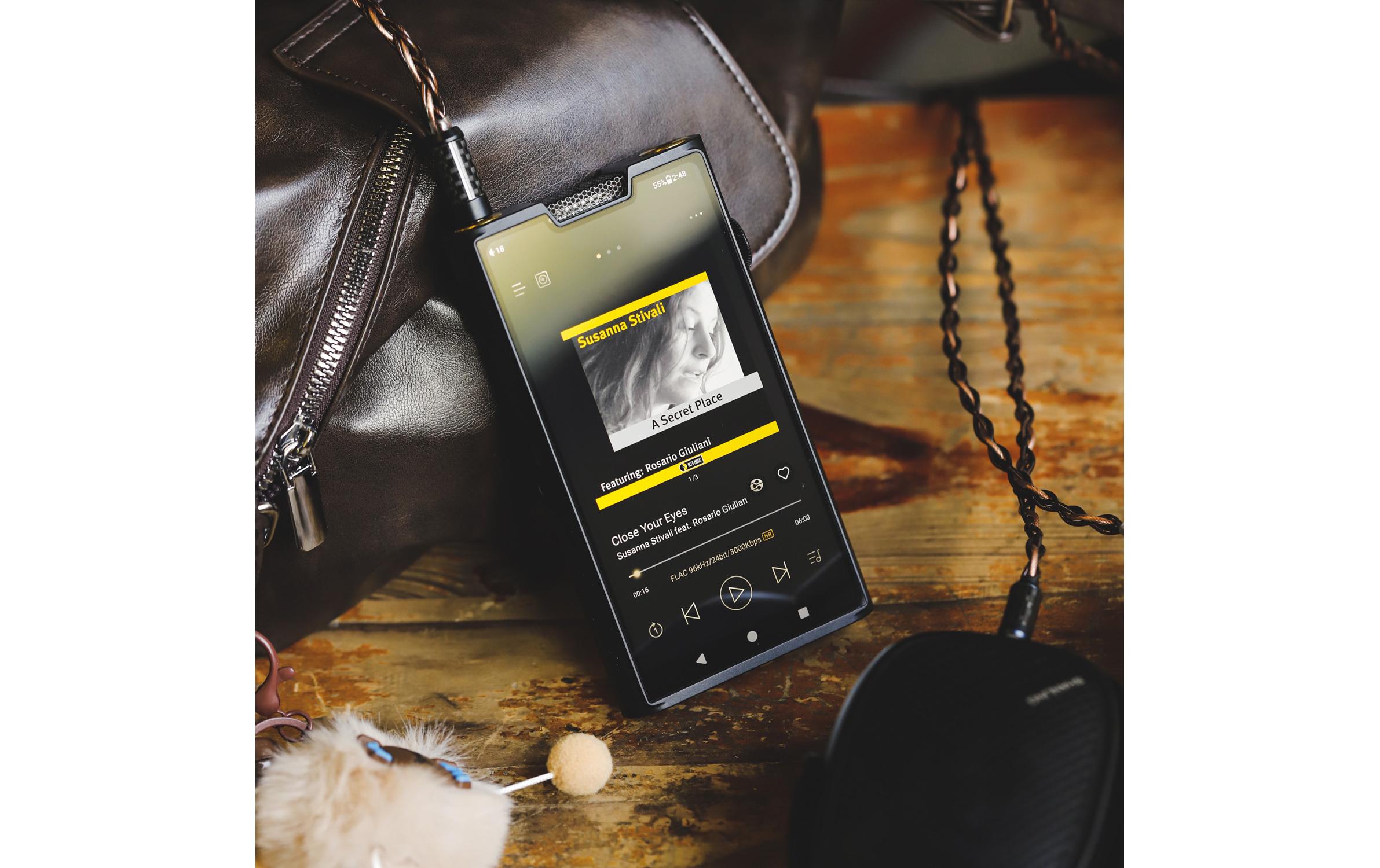HiRes-Player M8T Schwarz<br>High-Res-Musikplayer mit Transistor- und Röhrenverstärker