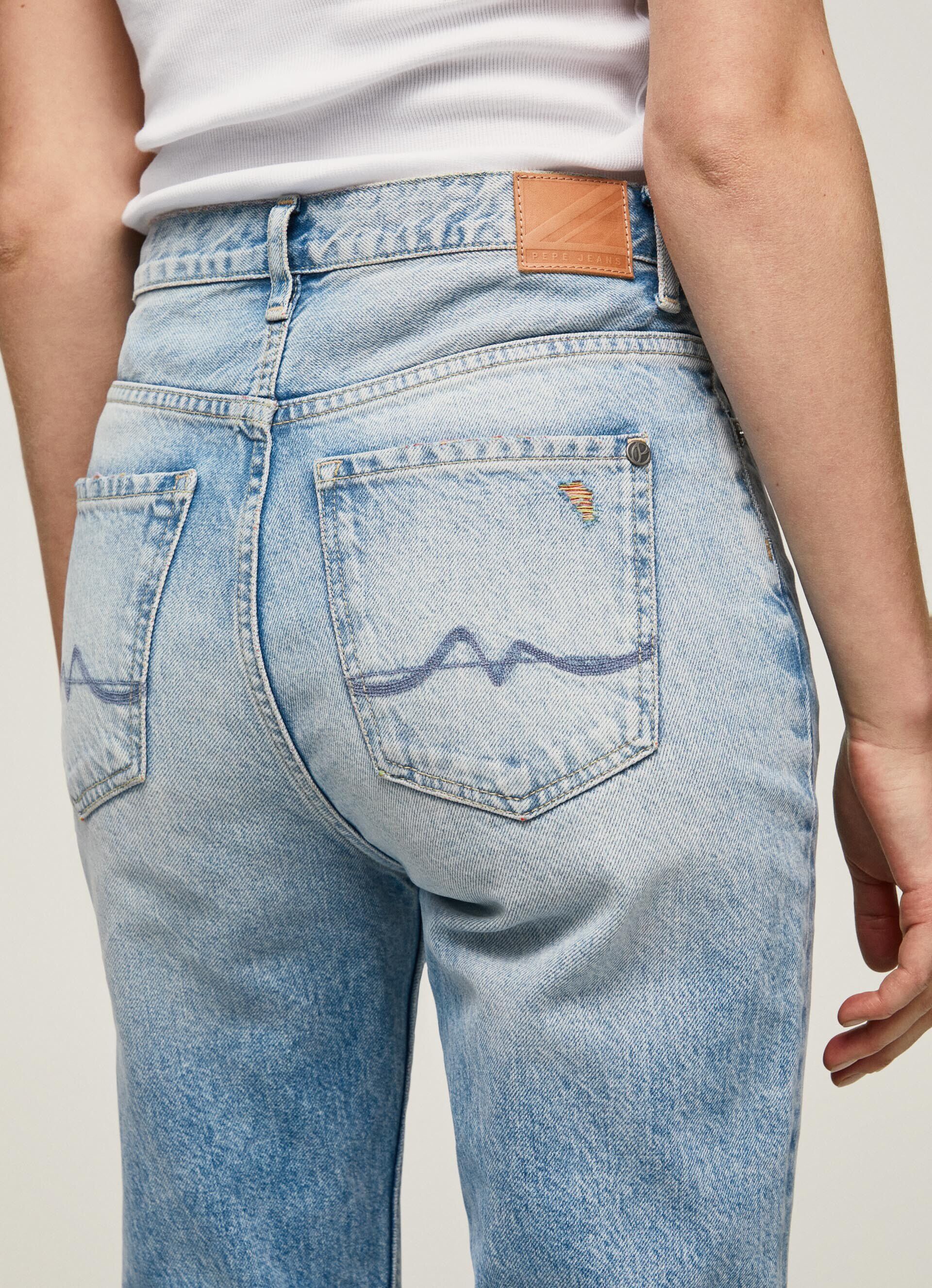 JEAN CELYN FIT RECTO TIRO ALTO - jeans
