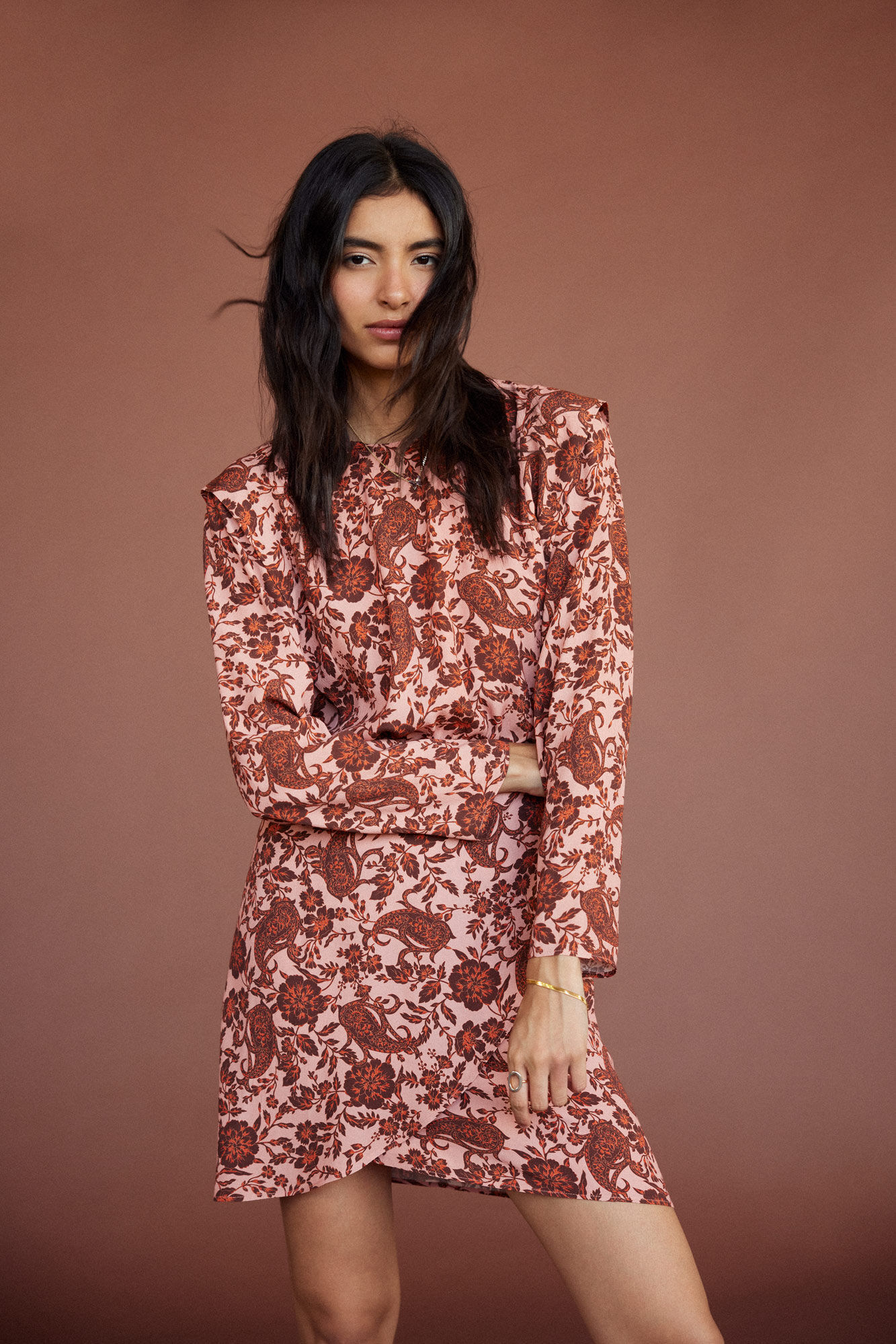 Vestido longo estampado de manga comprida - Estampa bege