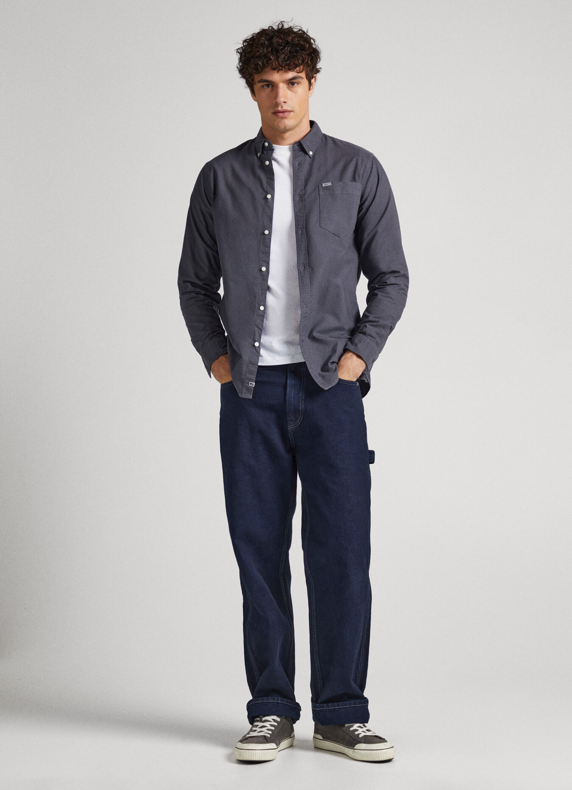 Camisa Oxford de corte regular - cinza-trovão