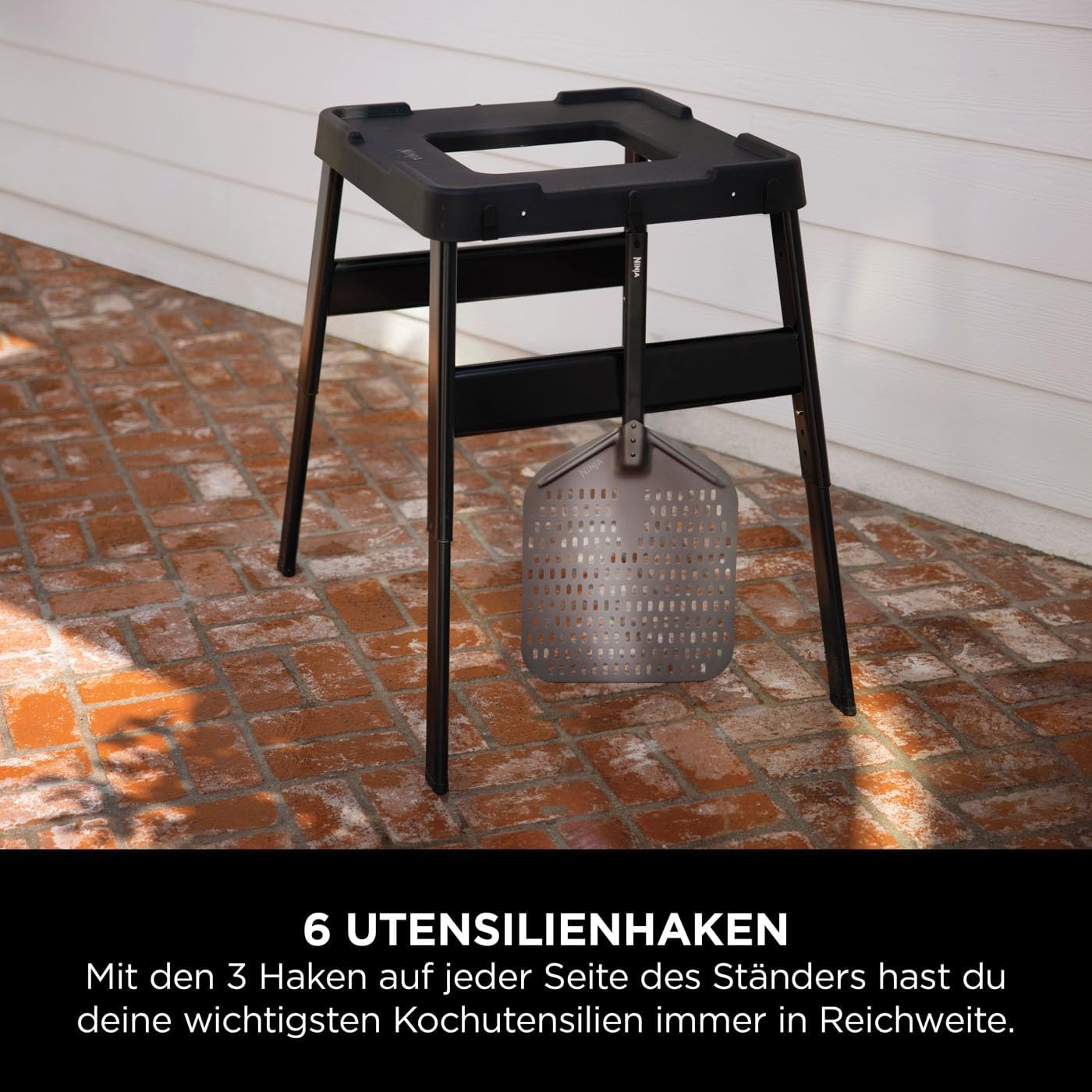 Ninja Woodfire verstellbarer Ständer und Beistelltisch, Außenofen- und Grillständer & Woodfire XL Grillabdeckung, offizielles Ninja-Zubehör