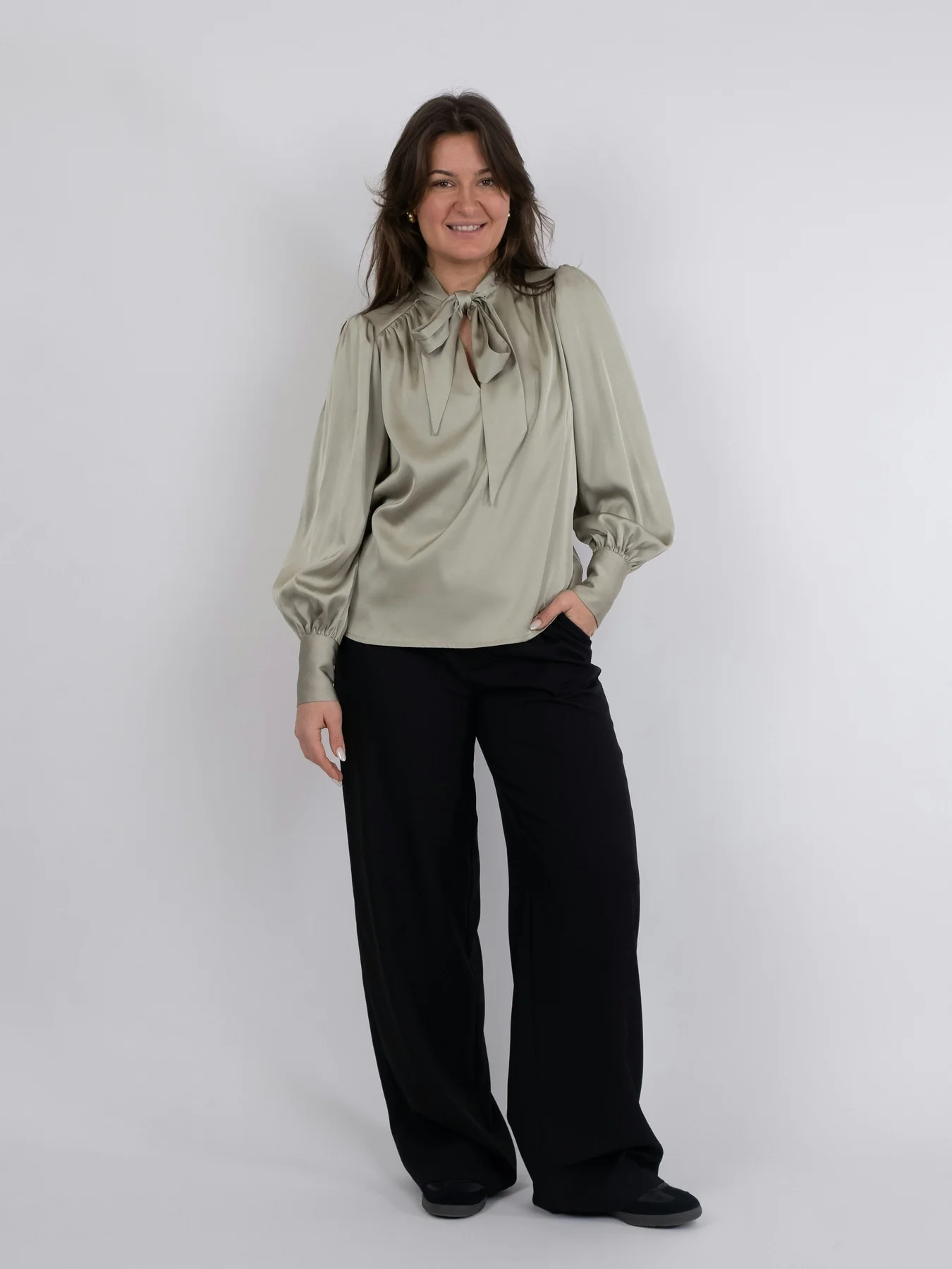 Neo Noir Jaz Bow Blouse smoke green