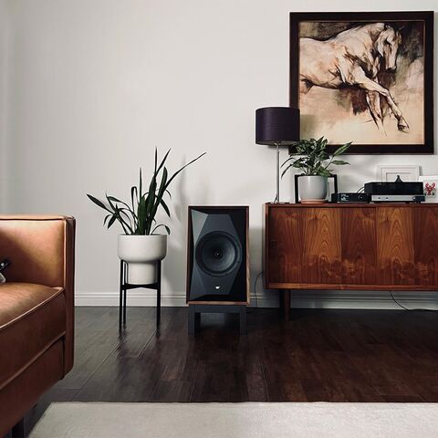 Koop MoFi Electronics Low Stand Sourcepoint 10 Vloerstandaard | 5 Jaar Garantie