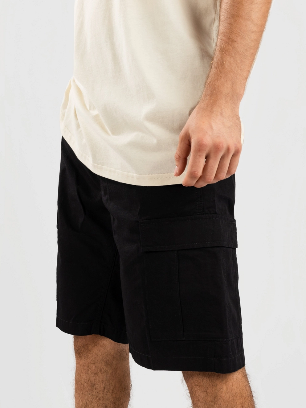 Carhartt WIP Aviation Shorts rinsed black