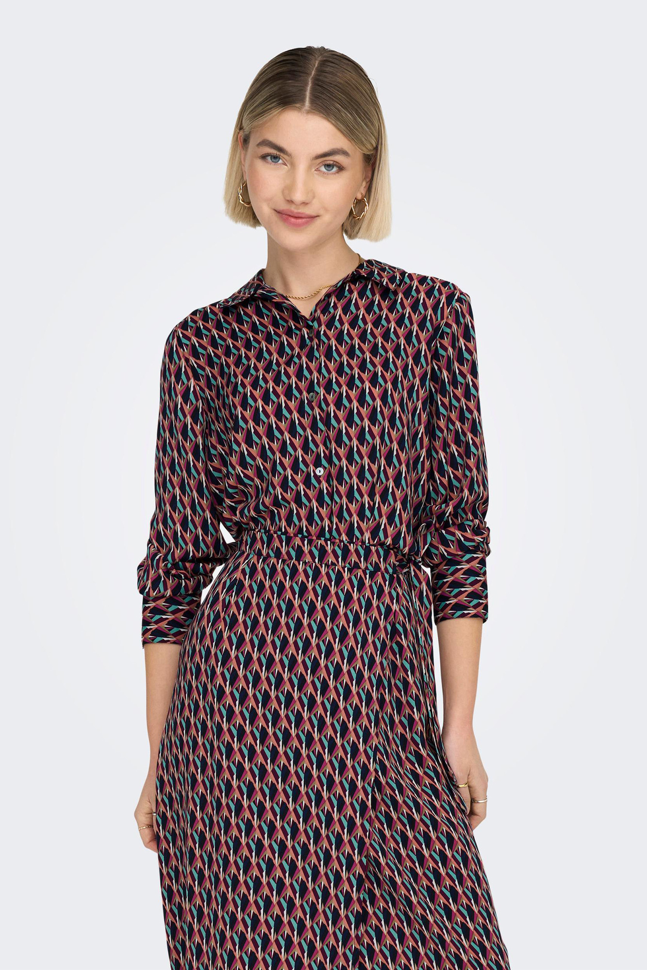 camisa de cetim estampada