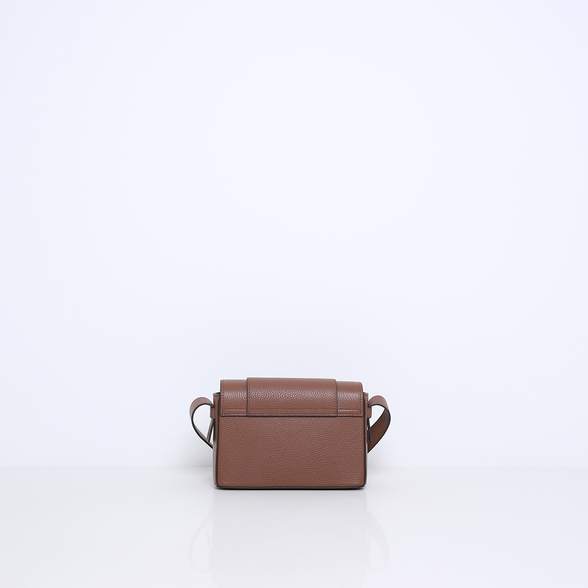 MEGAN | CAMEL