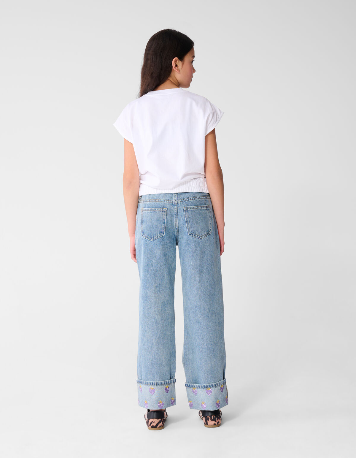 Embroidery Wide Leg Fit Jeans Bleached