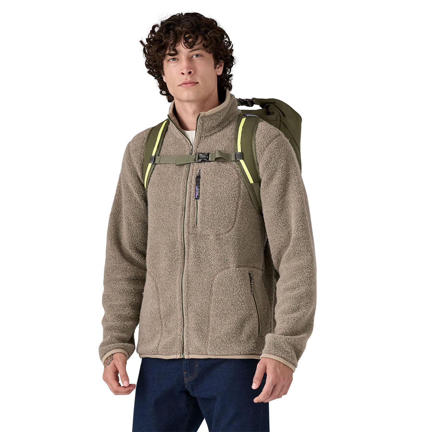 Patagonia Fieldsmith Roll Top Pack pine needle green