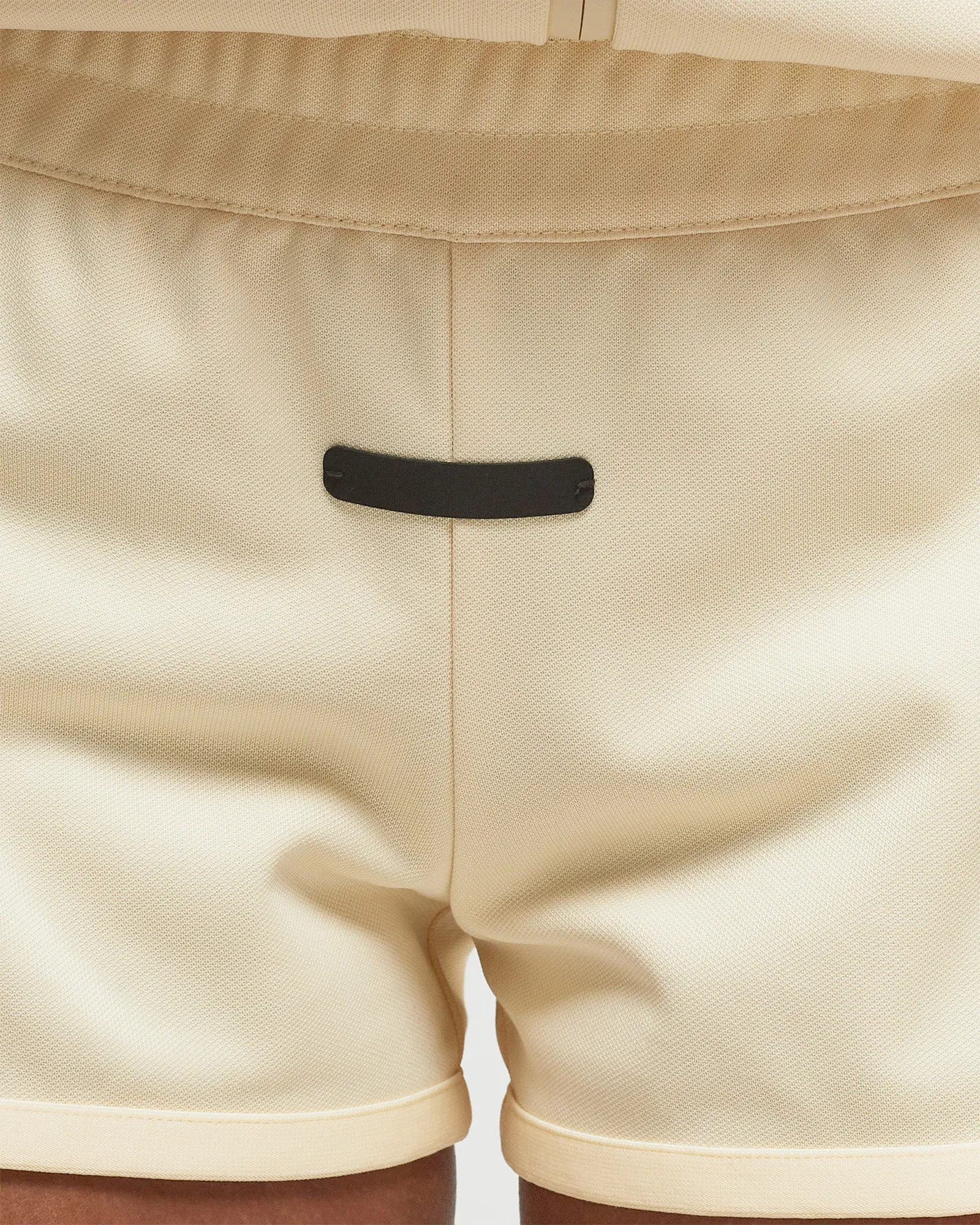 Shorts Adidas x Fear of God para Atletismo Feminino