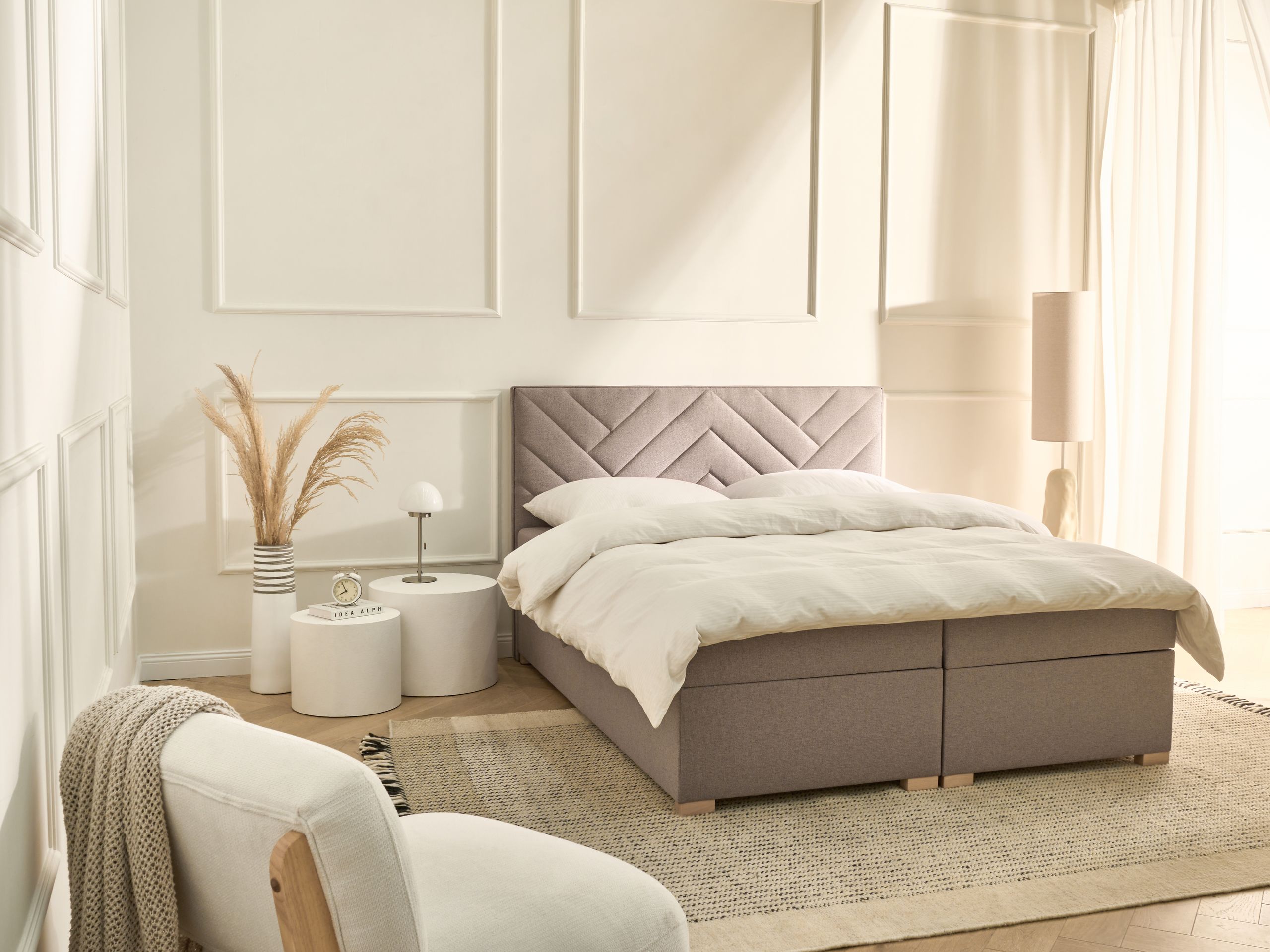 Beliani - ESQUIRE - Boxspringbed - Taupe - 160 x 200 cm - Polyester